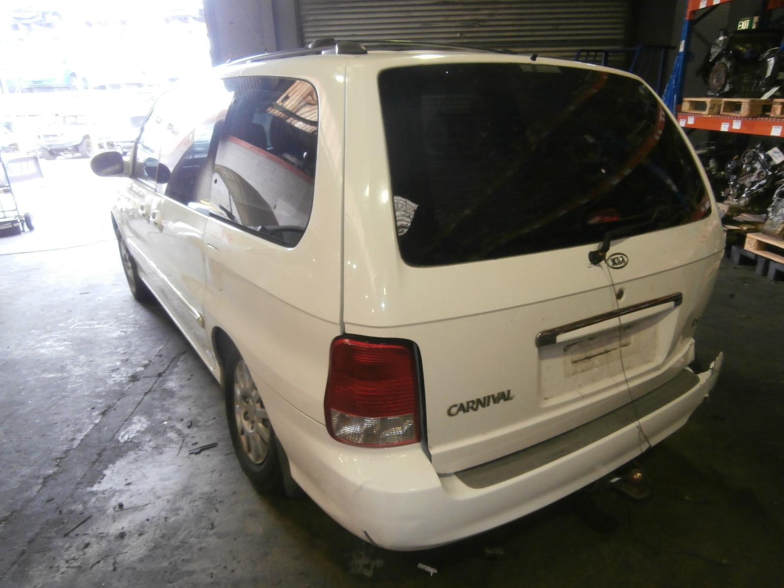 View Auto part Radio/Cd/Dvd/Sat/Tv Kia Carnival/grand Carnival 2002