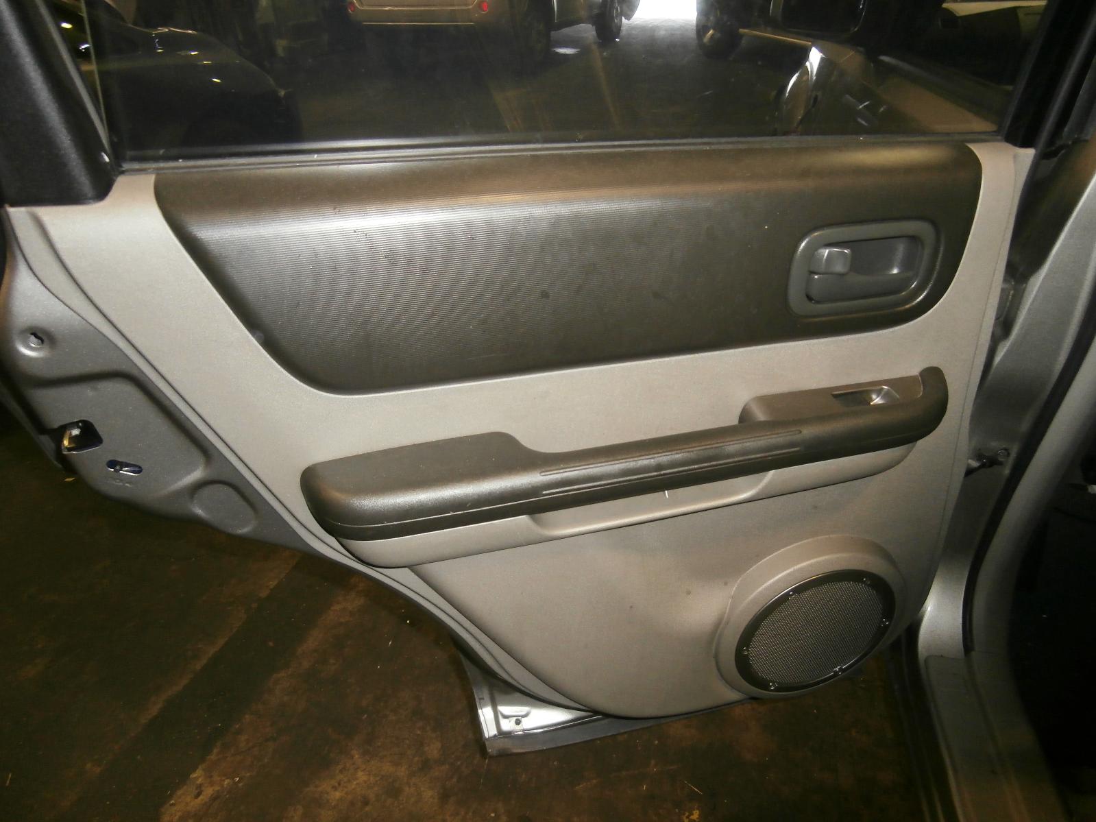 View Auto part R/Bar Bracket/Reinfo Nissan Xtrail 2002