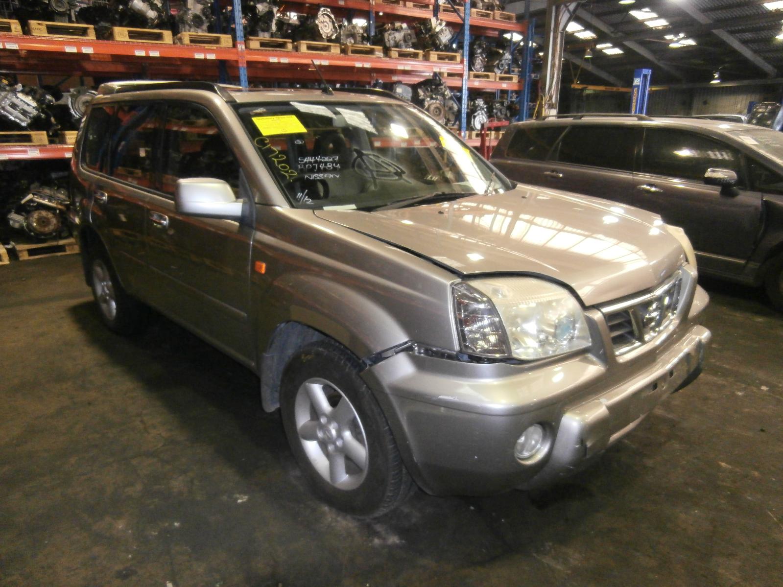 View Auto part R/Bar Bracket/Reinfo Nissan Xtrail 2002