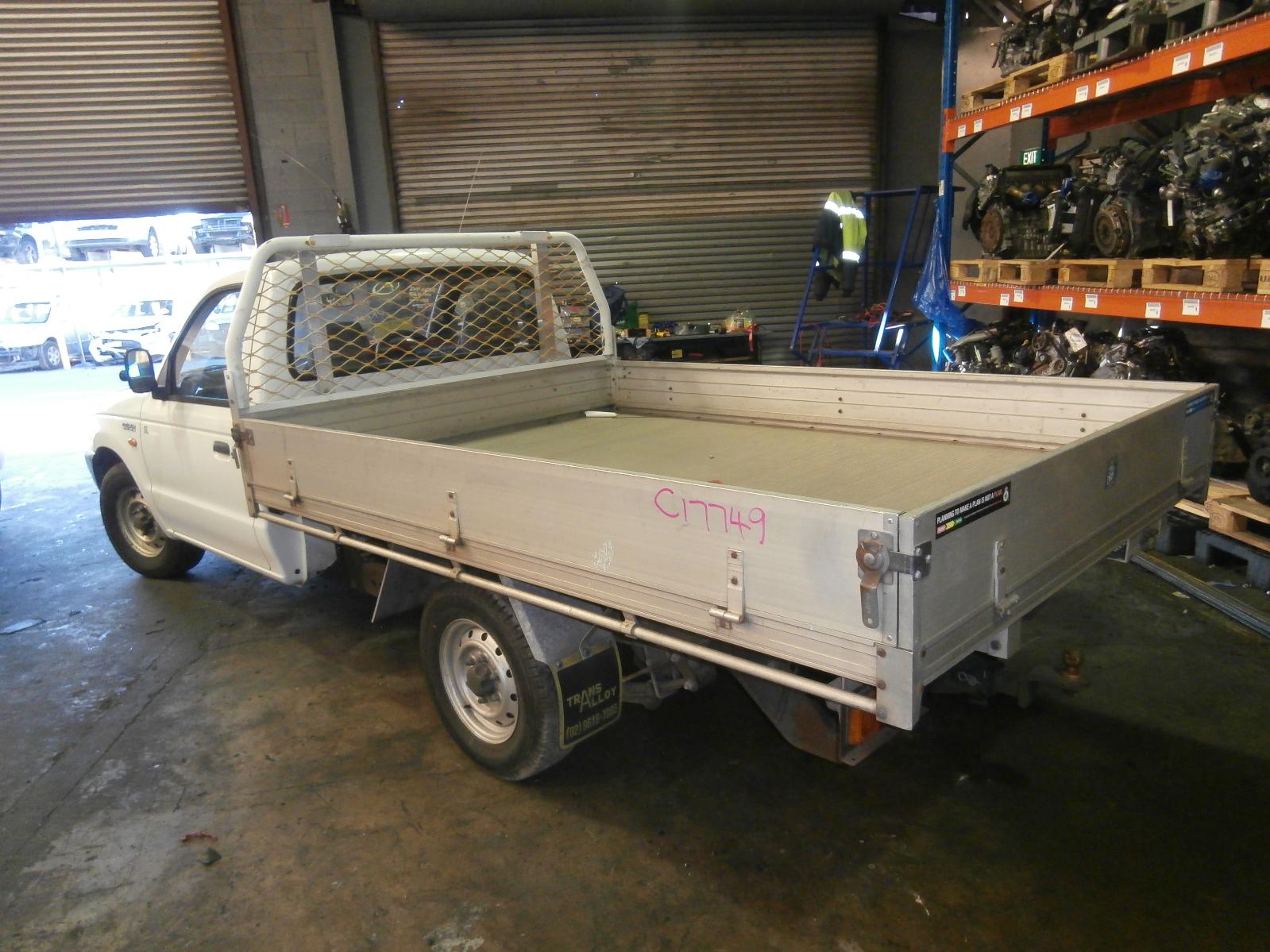 View Auto part Radio/Cd/Dvd/Sat/Tv Ford Courier 2001