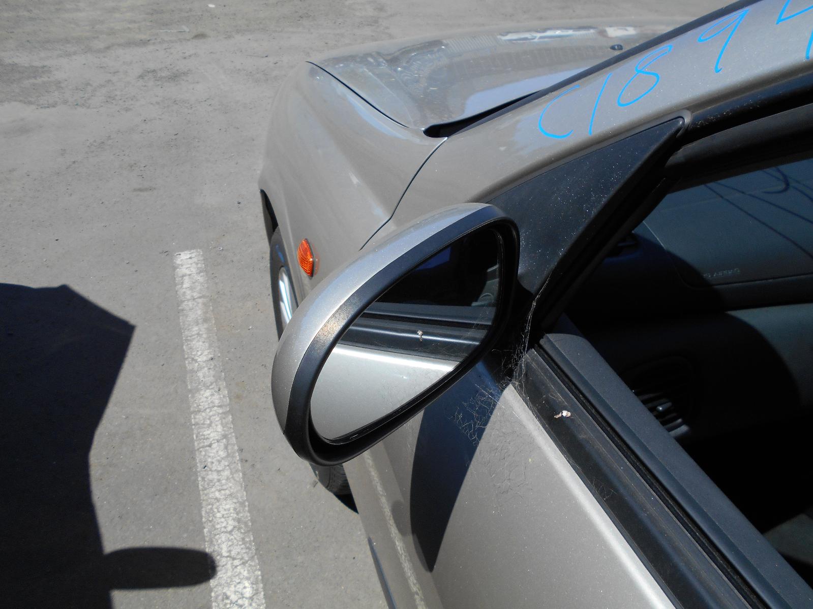 View Auto part Left Front Door Window Nissan Pulsar 2004