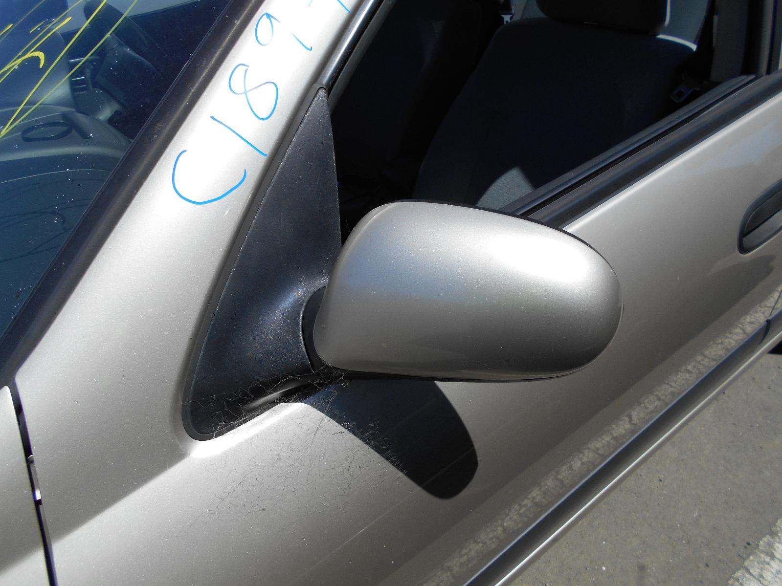 View Auto part Left Front Door Window Nissan Pulsar 2004