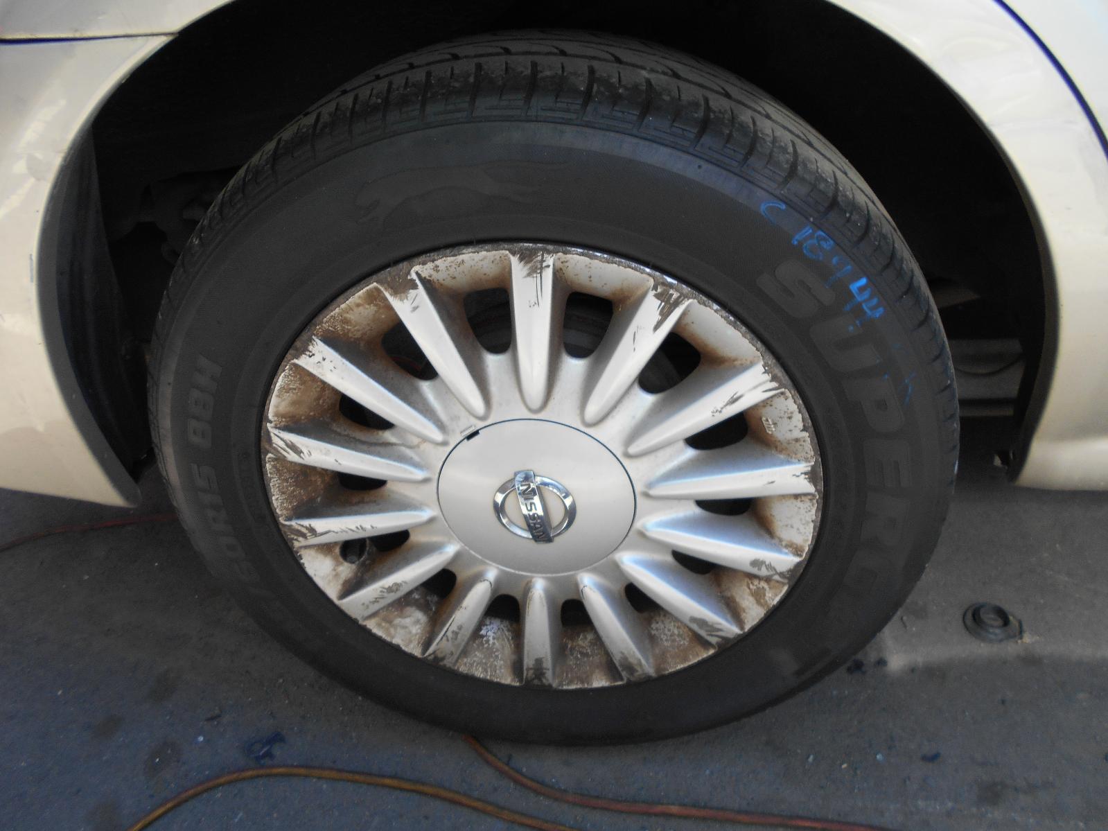 View Auto part Left Front Door Window Nissan Pulsar 2004