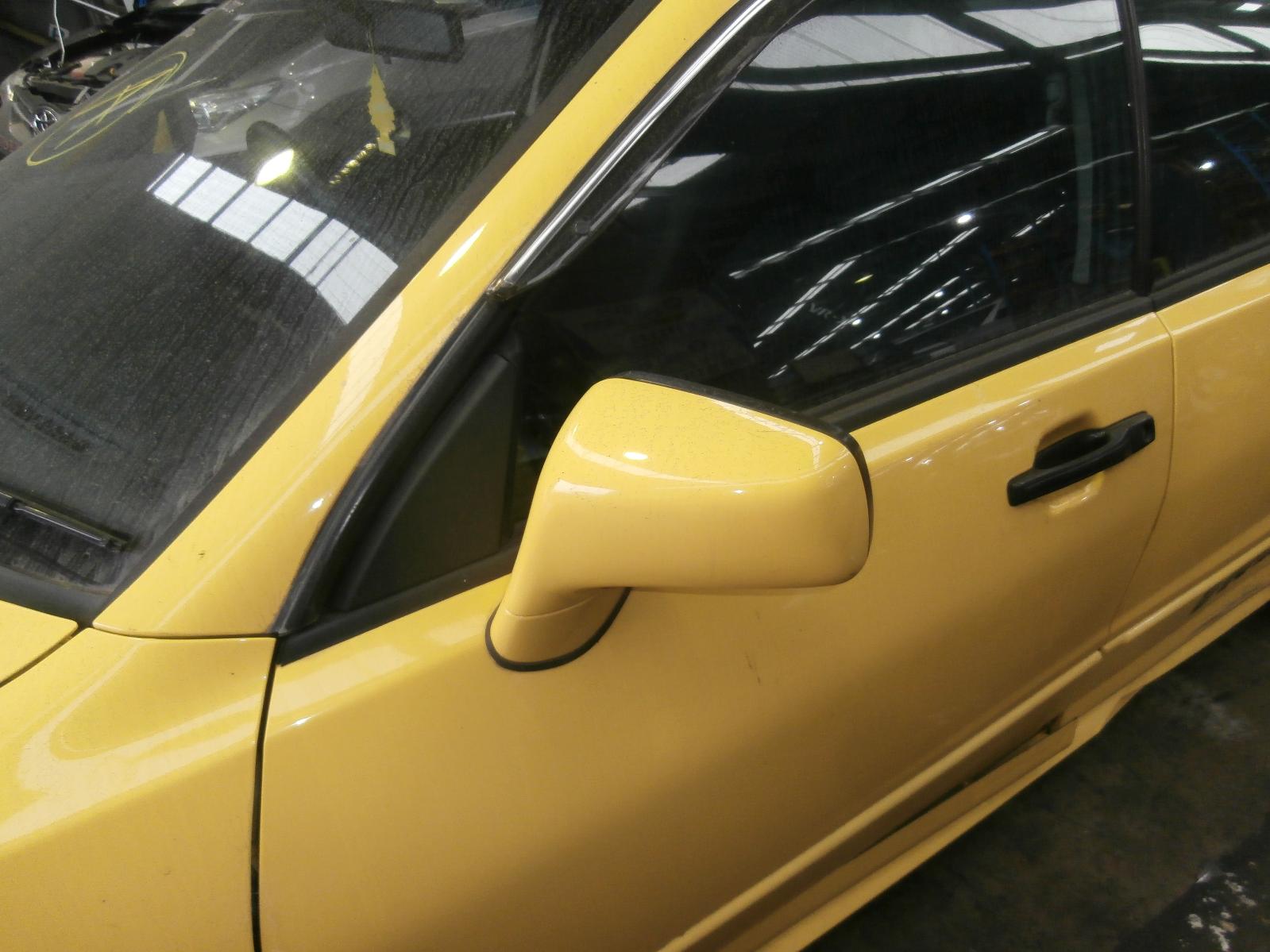 View Auto part Left Front Door Window Mitsubishi Magna 2002