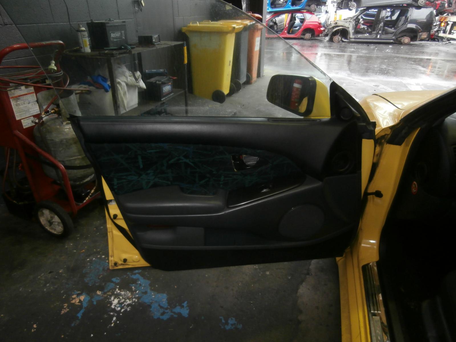 View Auto part Left Front Door Window Mitsubishi Magna 2002