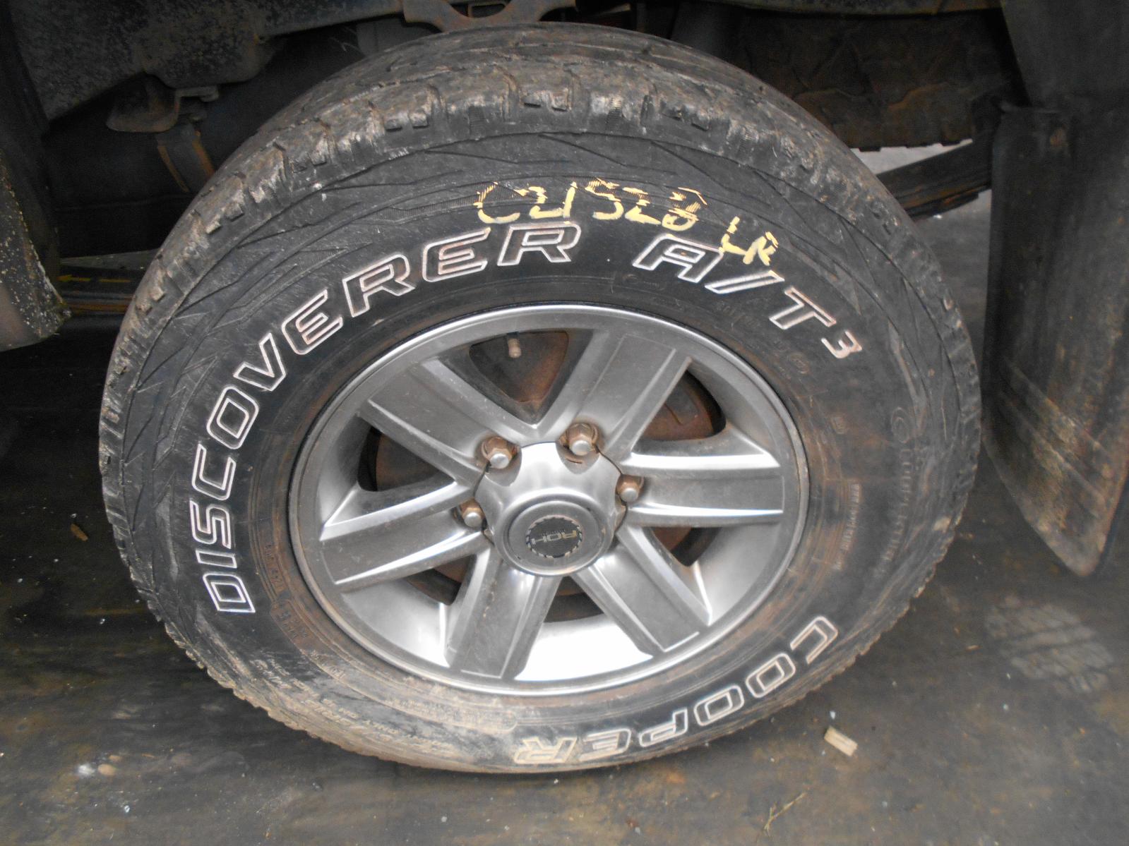 View Auto part Bonnet Lock/Support Toyota Hilux 2008