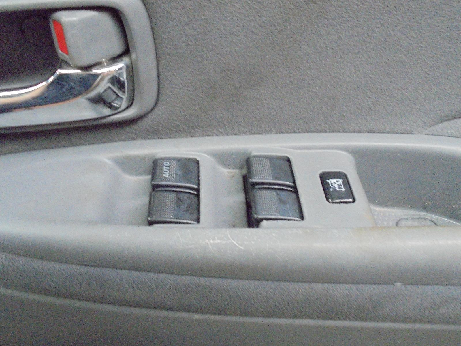 View Auto part Radio/Cd/Dvd/Sat/Tv Mazda Mpv 2005
