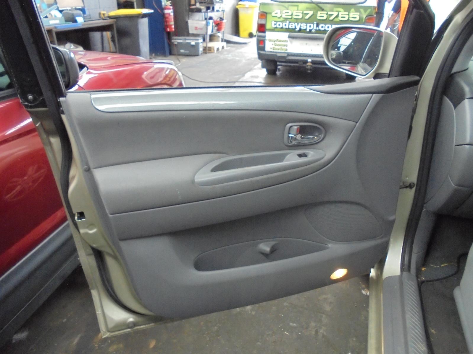 View Auto part Radio/Cd/Dvd/Sat/Tv Mazda Mpv 2005