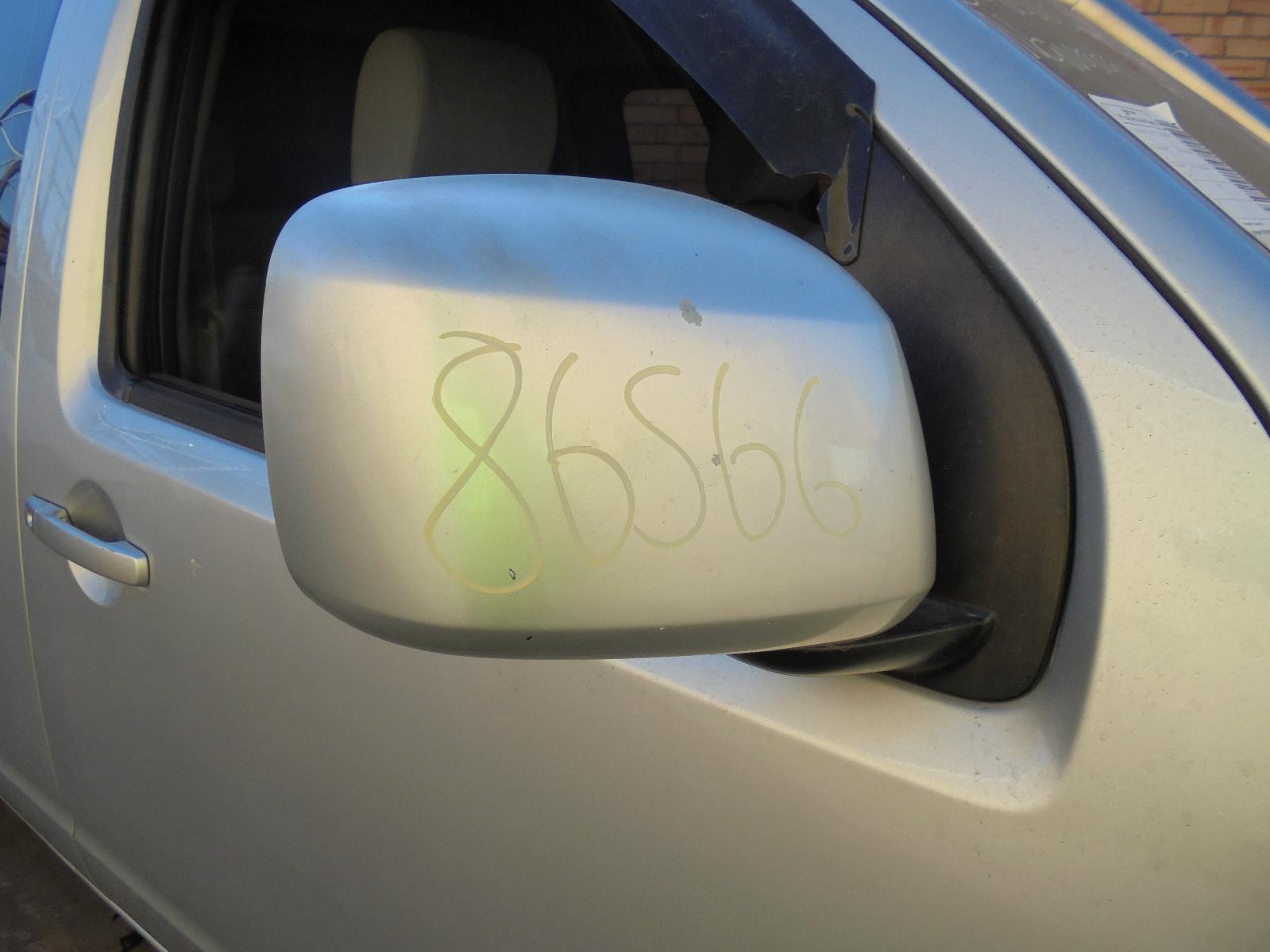 View Auto part Fuse Box Nissan Navara 2011