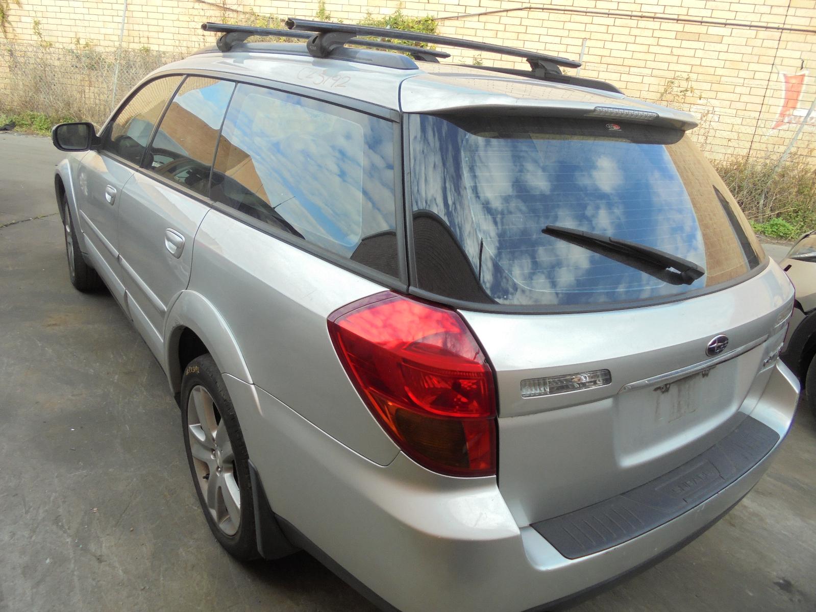 View Auto part Seatbelt/Stalk Subaru Outback 2004