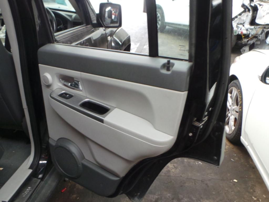 View Auto part Rear Garnish Jeep Cherokee 2008