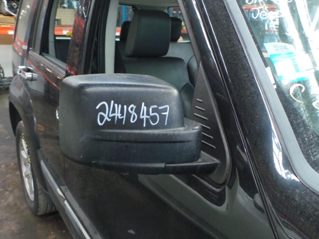 View Auto part Rear Garnish Jeep Cherokee 2008