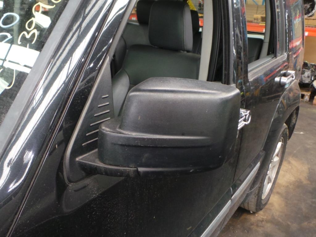View Auto part Rear Garnish Jeep Cherokee 2008
