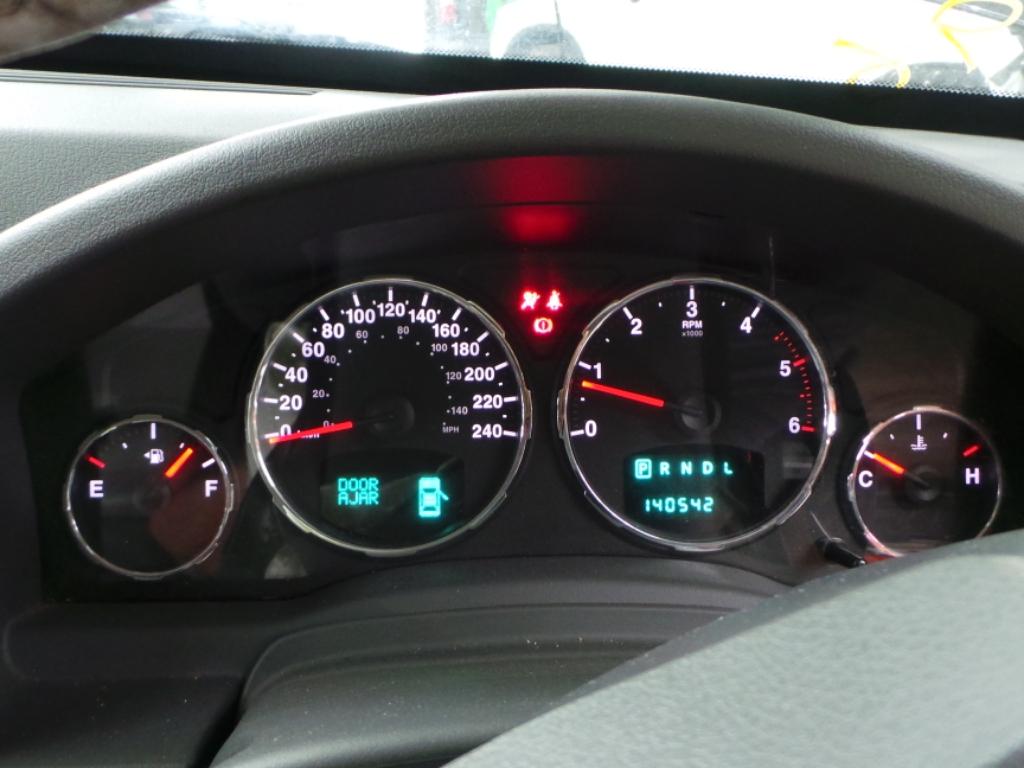 View Auto part Rear Garnish Jeep Cherokee 2008