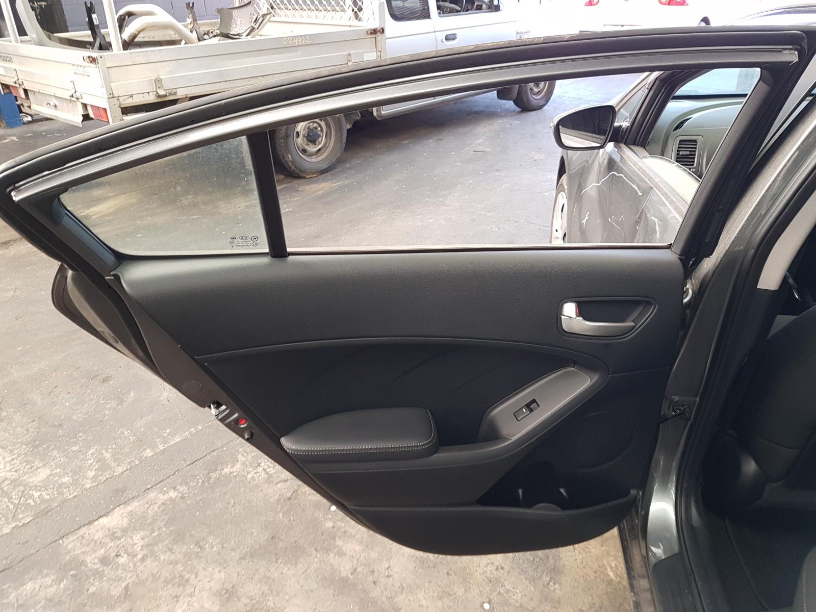 View Auto part Instrument Cluster Kia Cerato 2015