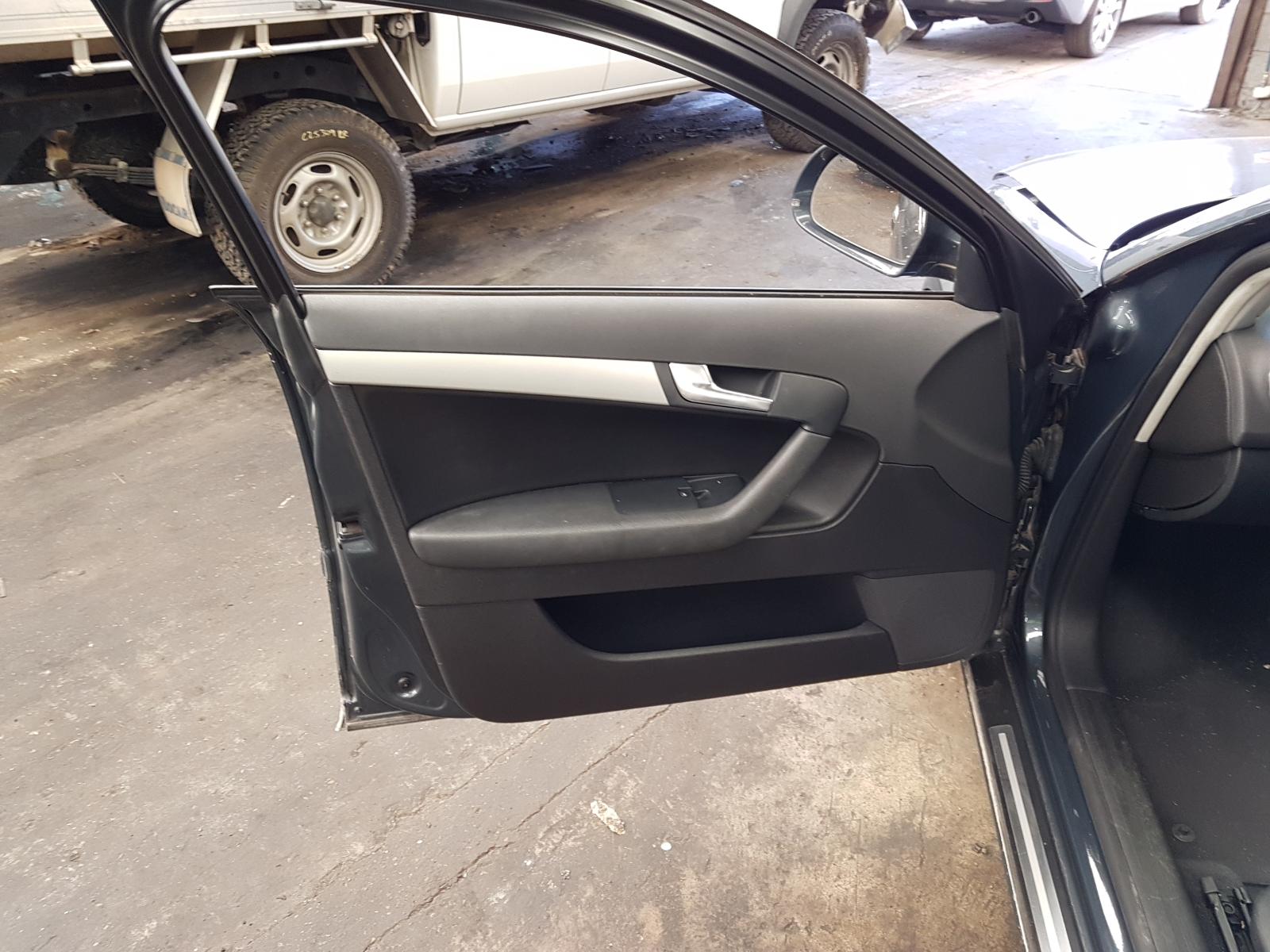 2009 Audi A3 Airbag Module/Sensor View Auto part Airbag Module/Sensor Audi A3 2009