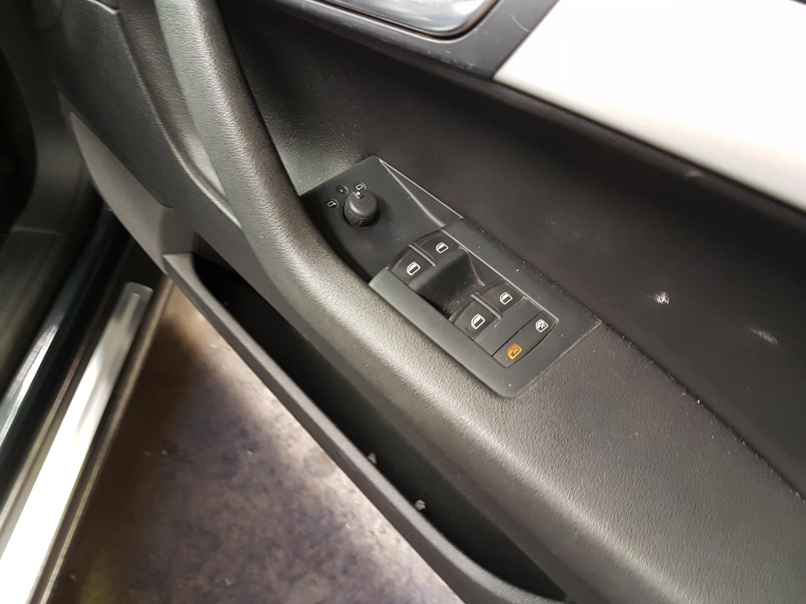 2009 Audi A3 Airbag Module/Sensor View Auto part Airbag Module/Sensor Audi A3 2009
