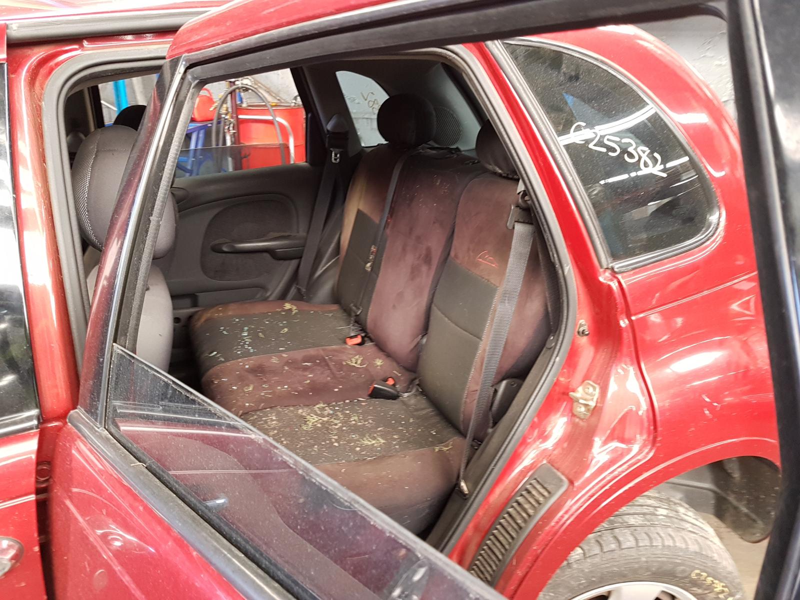 2004 Chrysler Pt Cruiser Left Front Door Window View Auto part Left Front Door Window Chrysler Pt Cruiser 2004