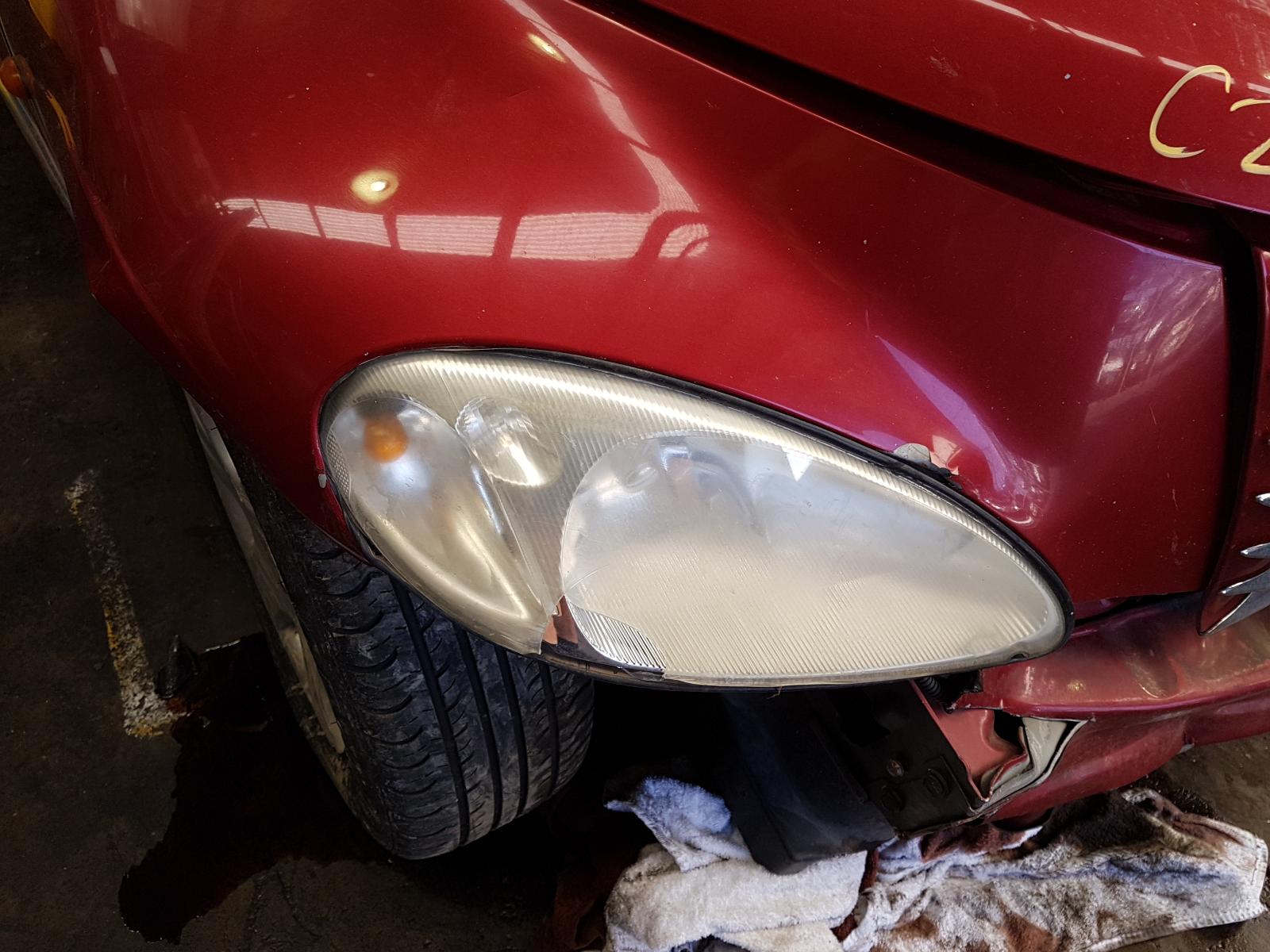 2004 Chrysler Pt Cruiser Left Front Door Window View Auto part Left Front Door Window Chrysler Pt Cruiser 2004