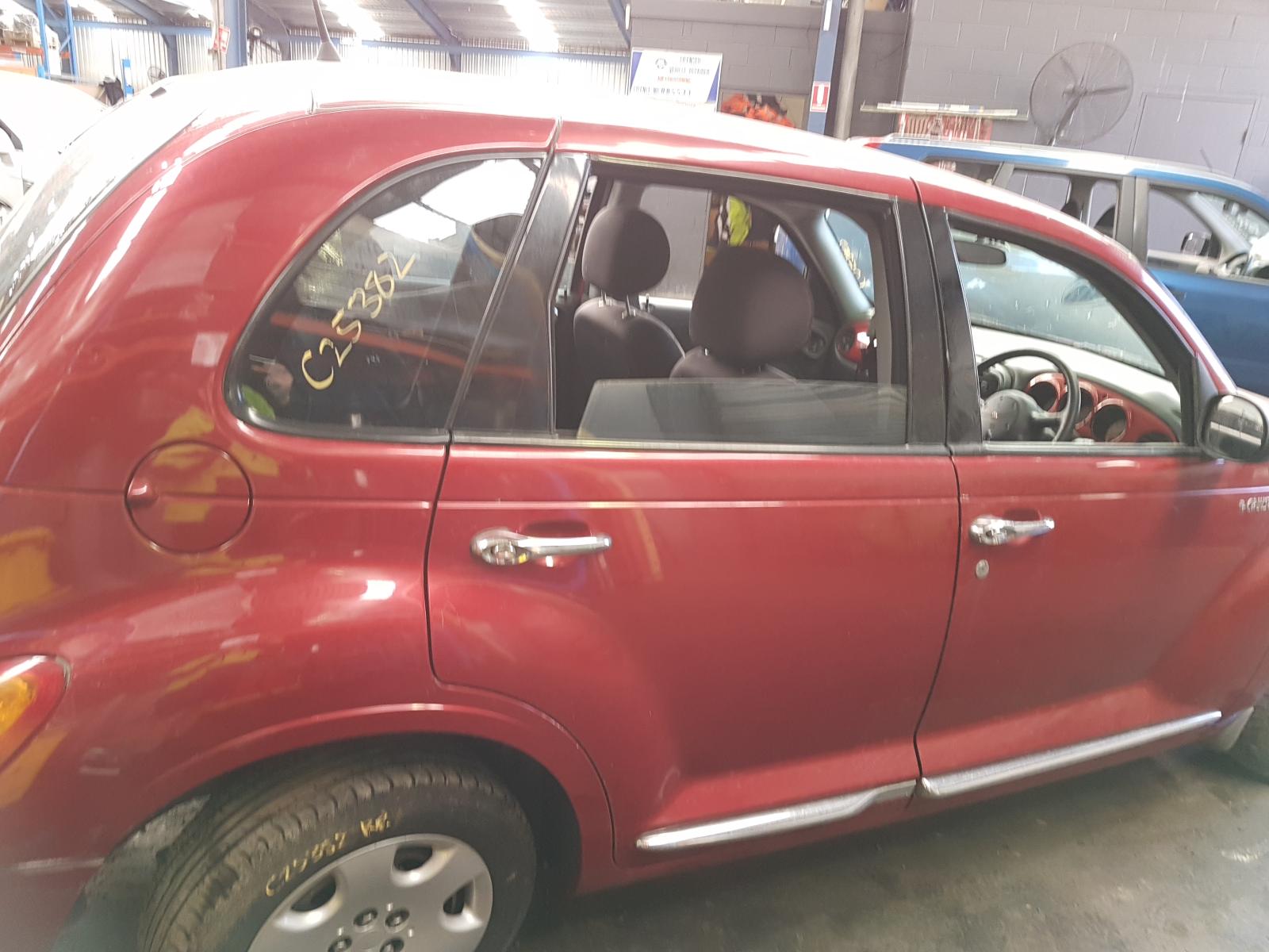 2004 Chrysler Pt Cruiser Left Front Door Window View Auto part Left Front Door Window Chrysler Pt Cruiser 2004