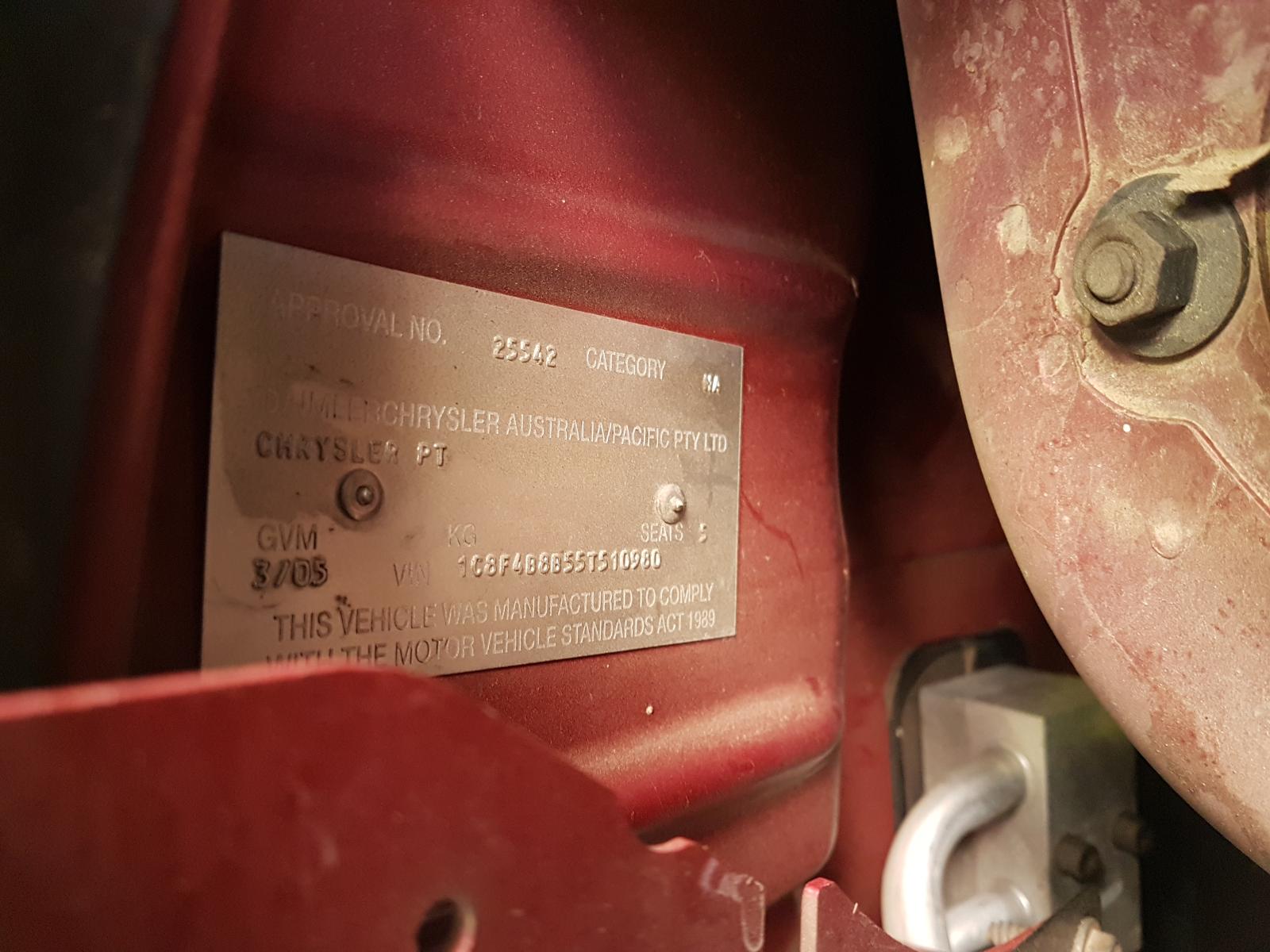 2004 Chrysler Pt Cruiser Left Front Door Window View Auto part Left Front Door Window Chrysler Pt Cruiser 2004