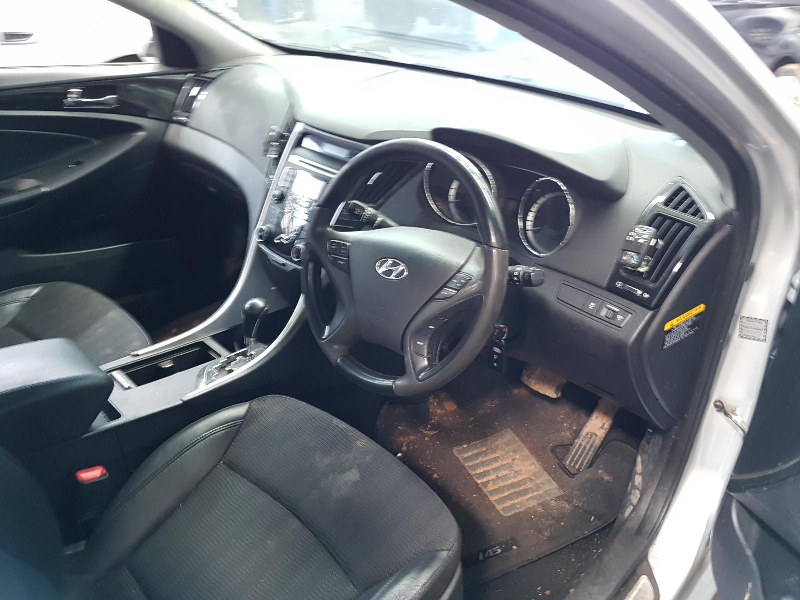 View Auto part Ecu Hyundai I45 2011