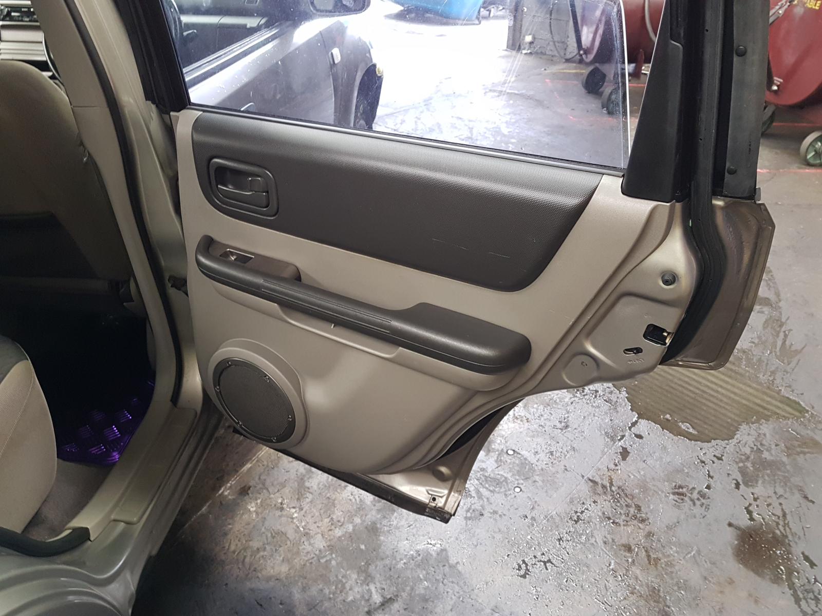 View Auto part Ecu Nissan Xtrail 2004
