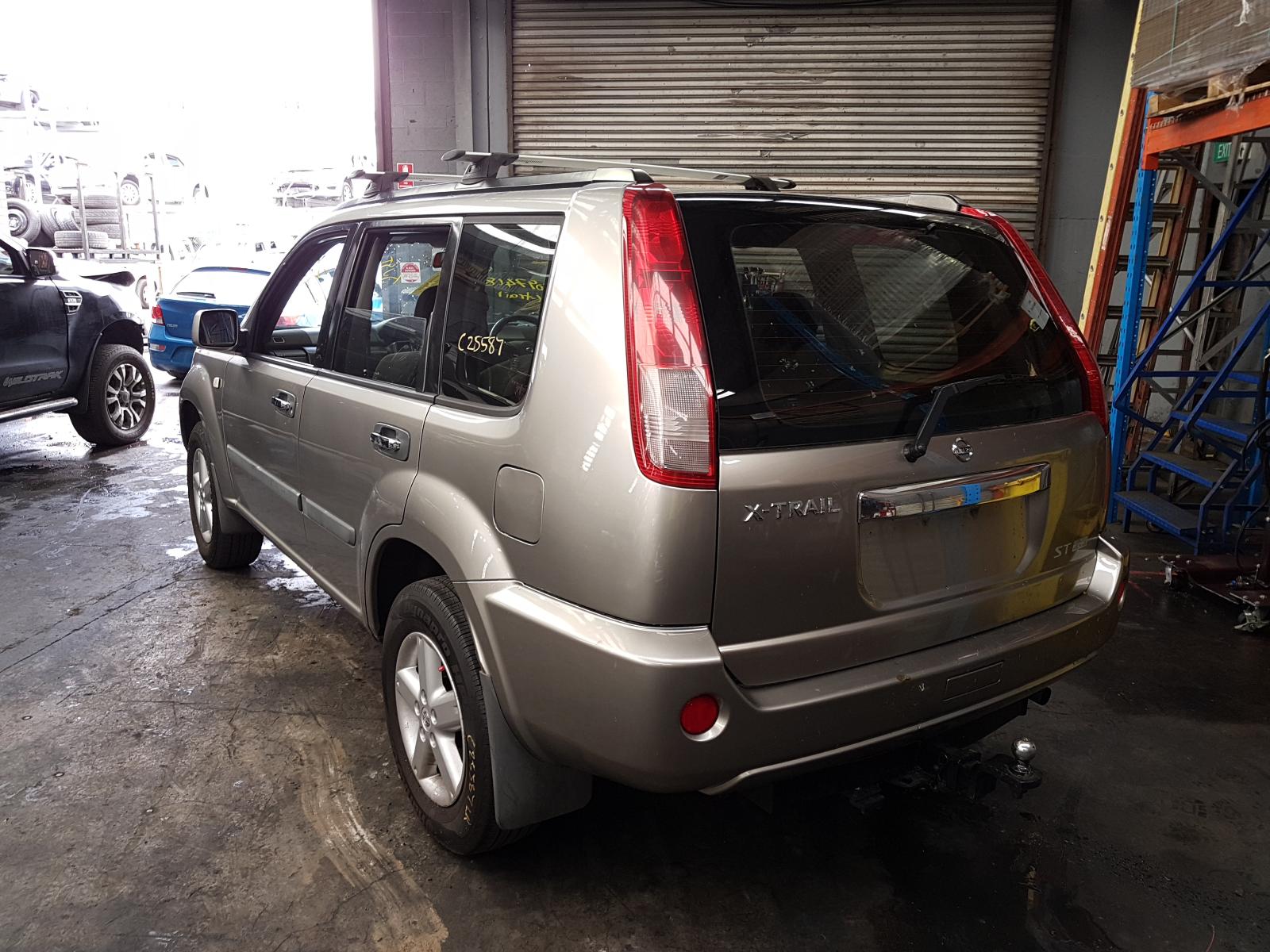 View Auto part Ecu Nissan Xtrail 2004