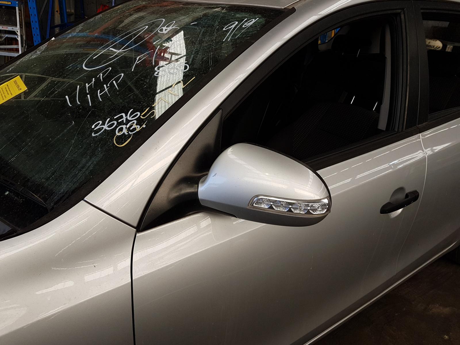 View Auto part Left Guard Liner Hyundai I30 2009
