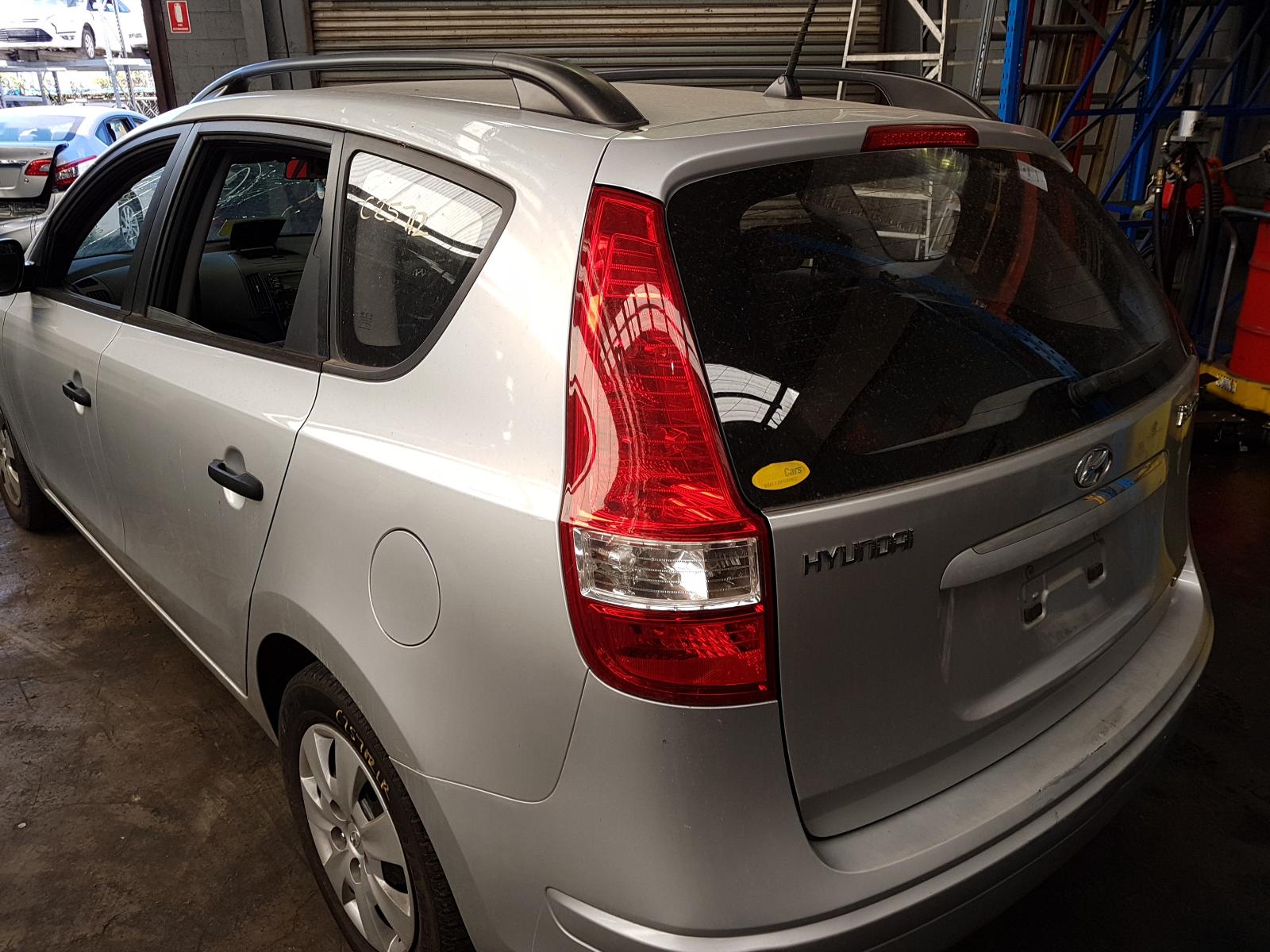 View Auto part Left Guard Liner Hyundai I30 2009
