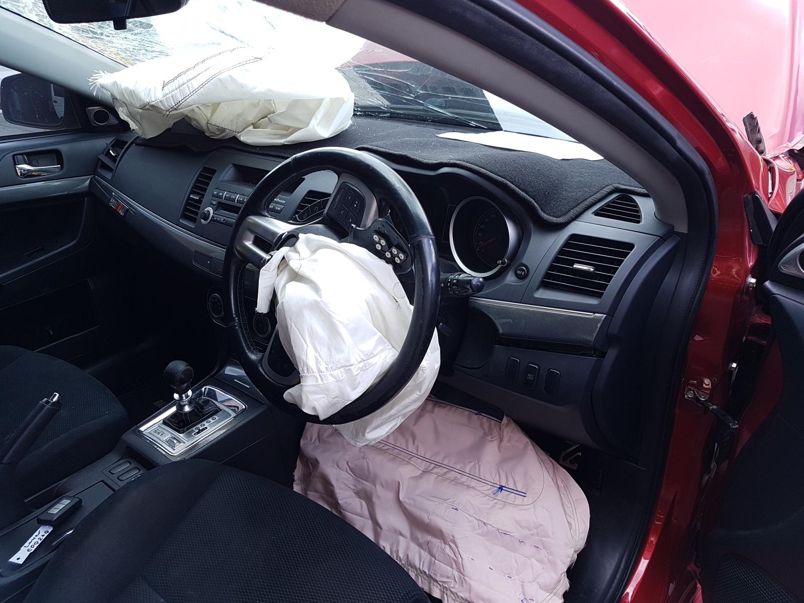 View Auto part Fuse Box Mitsubishi Lancer 2008