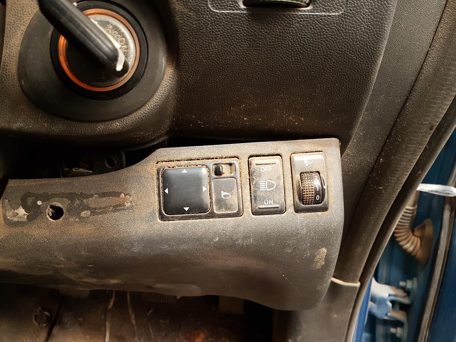 View Auto part Ecu Nissan Navara 2005
