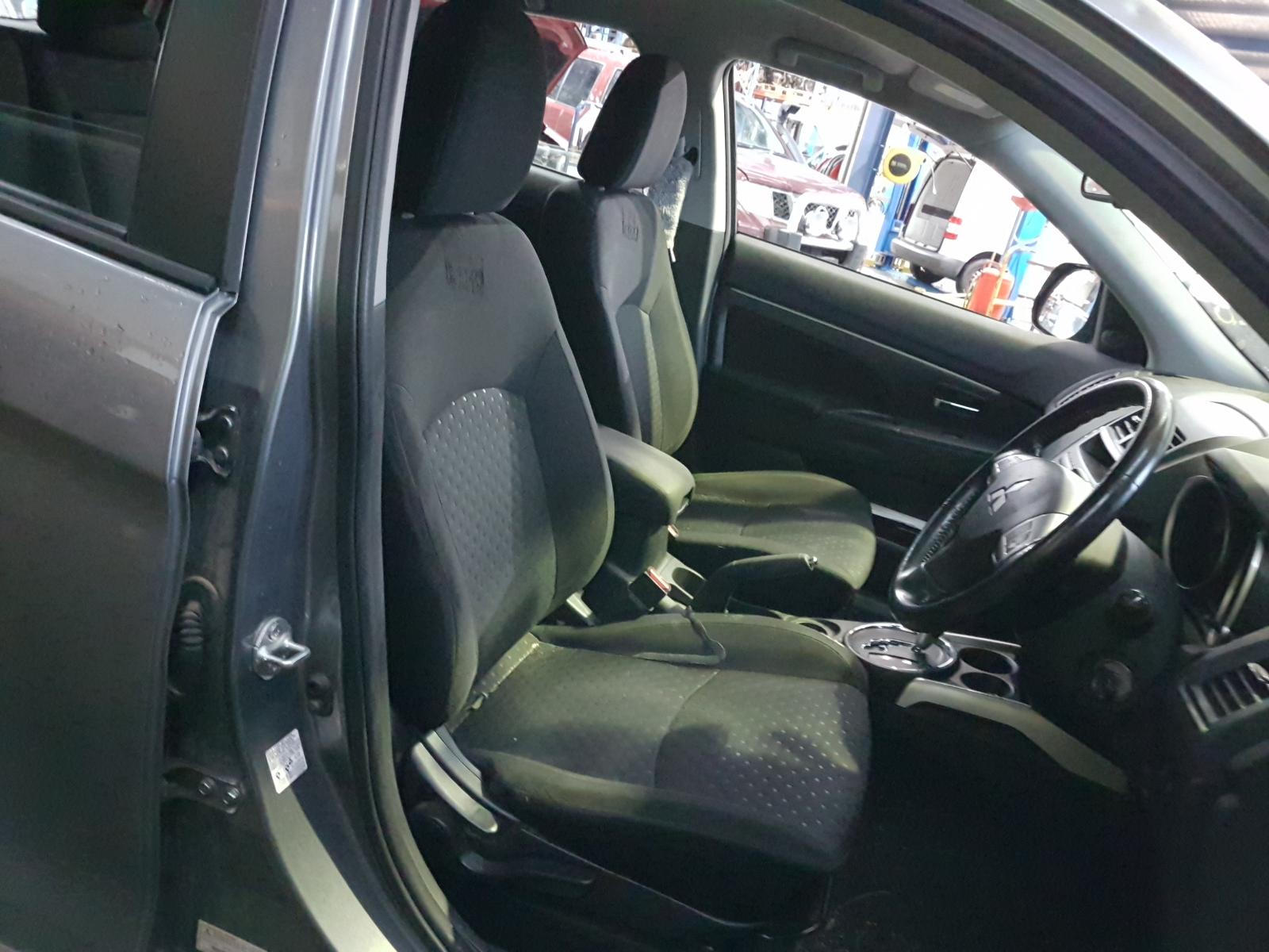 View Auto part Radio/Cd/Dvd/Sat/Tv Mitsubishi Asx 2011