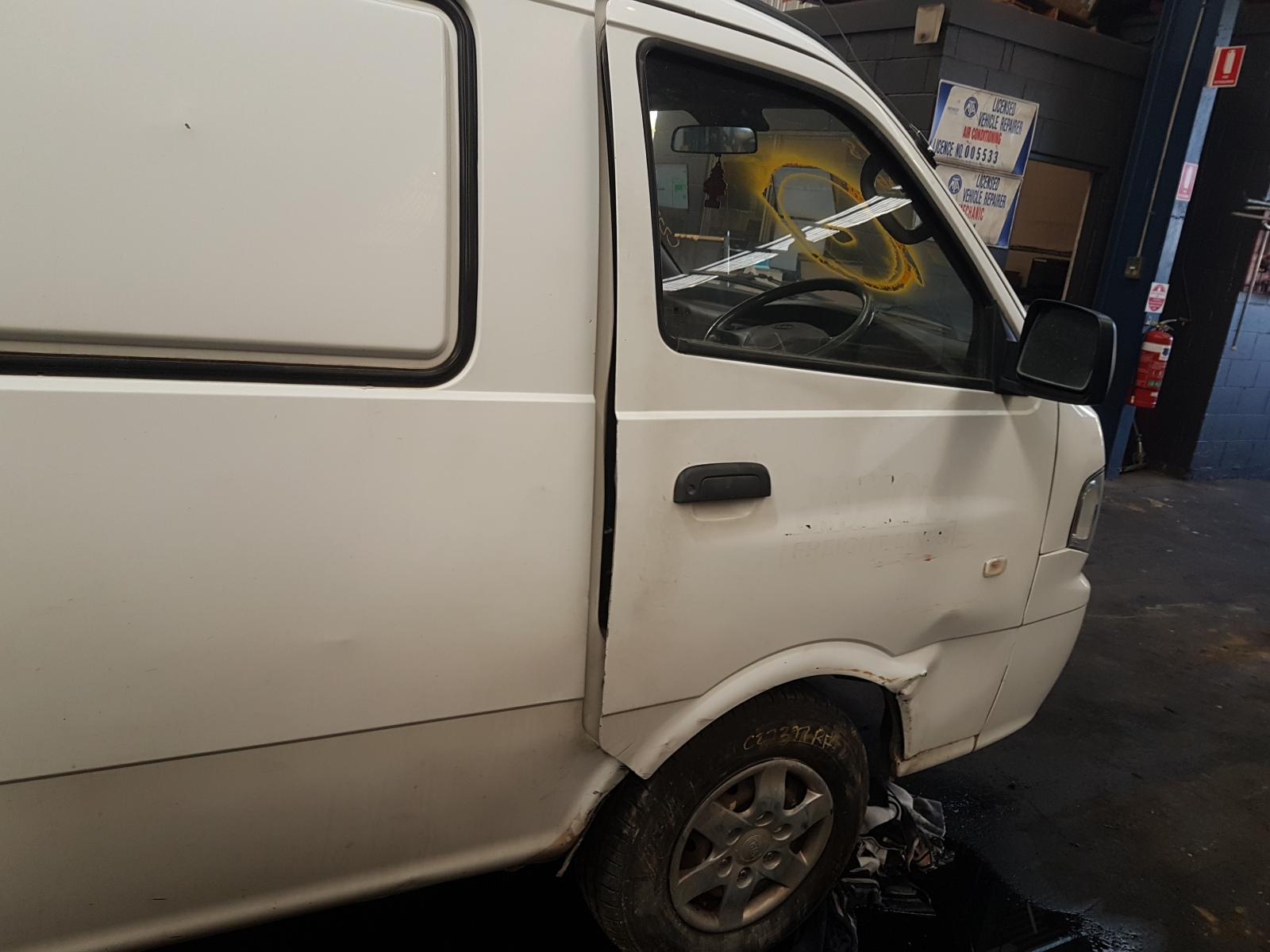 View Auto part Steering Pump Kia Pregio 2005