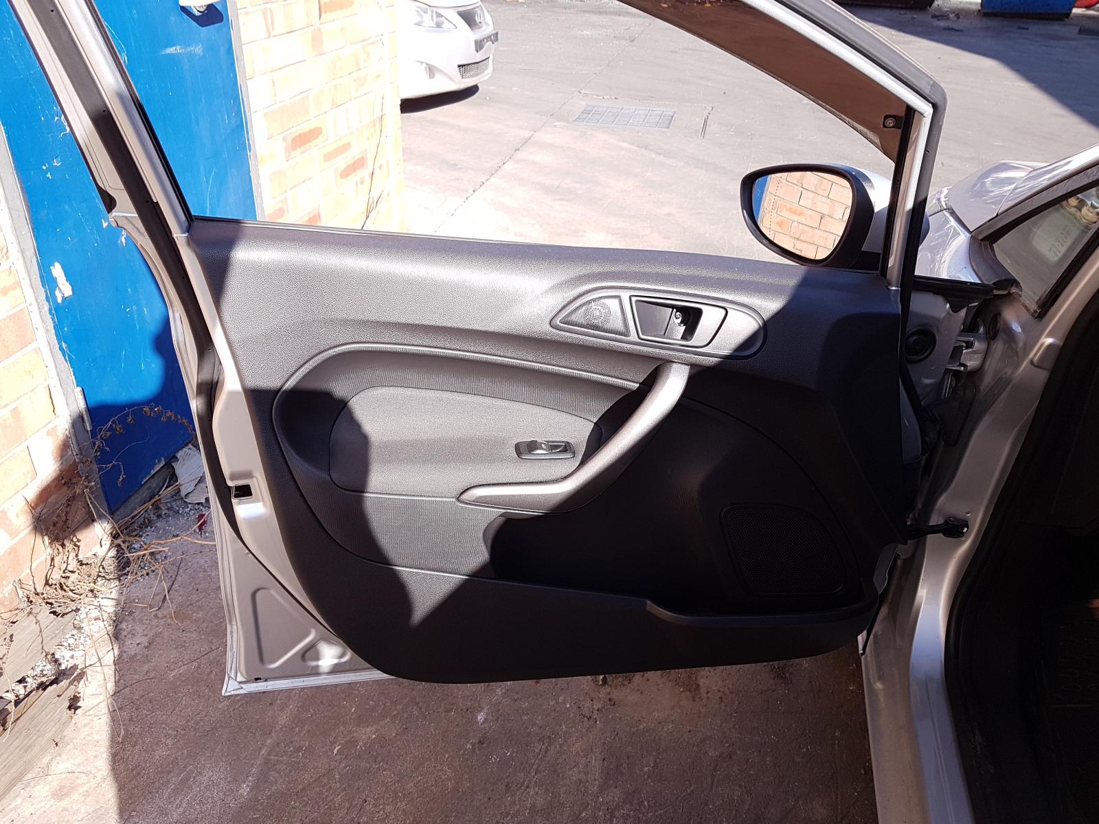 2015 Ford Fiesta Radiator View Auto part Radiator Ford Fiesta 2015