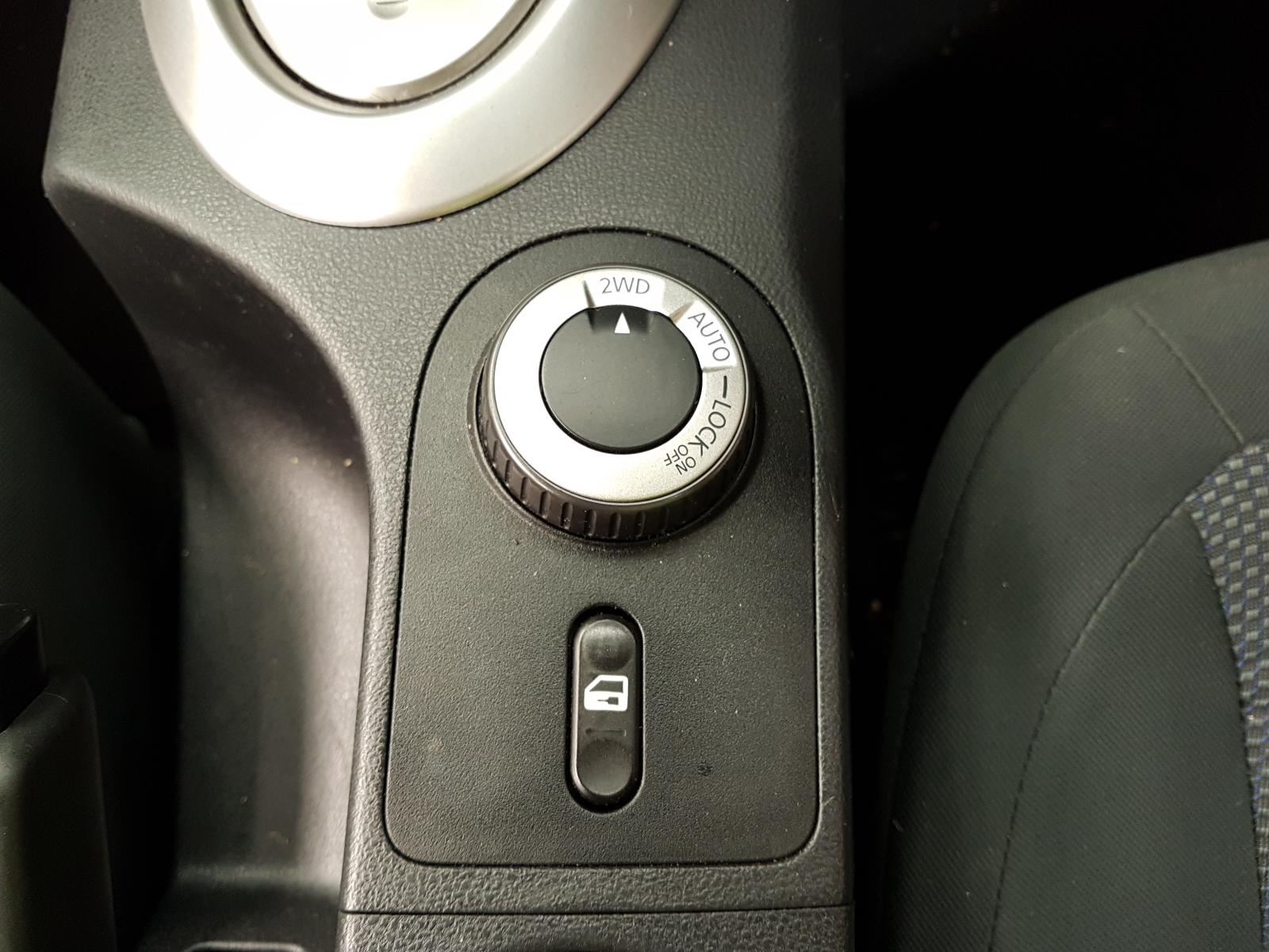 View Auto part Radio/Cd/Dvd/Sat/Tv Nissan Dualis 2007