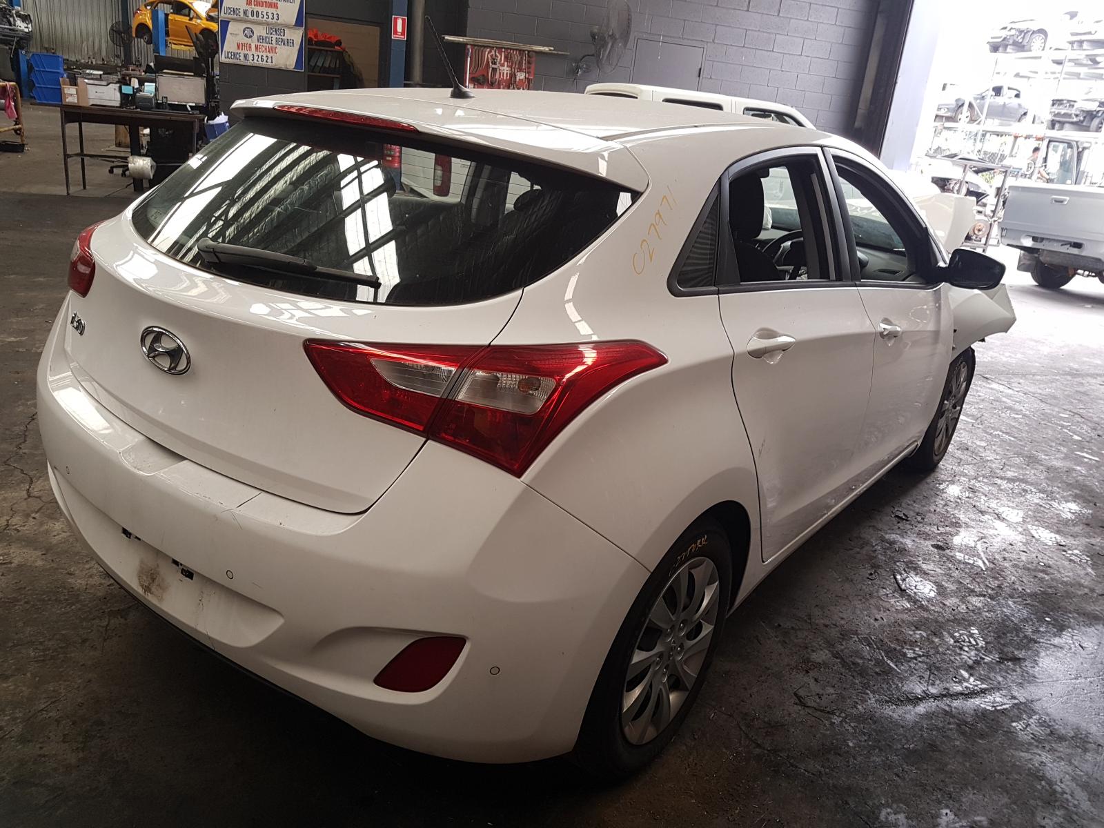 View Auto part null Hyundai I30 2014