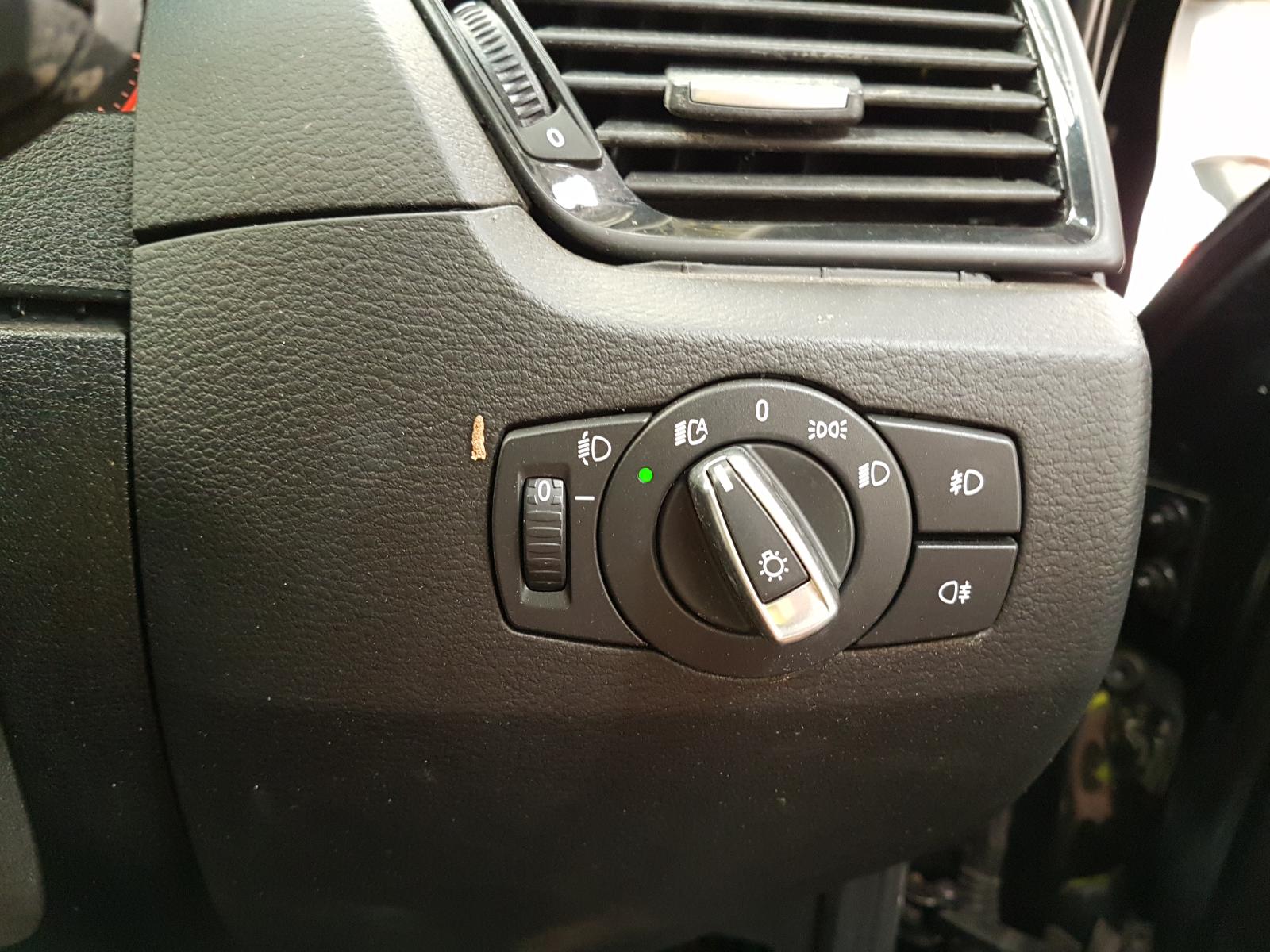 View Auto part Ecu Bmw X1 2012