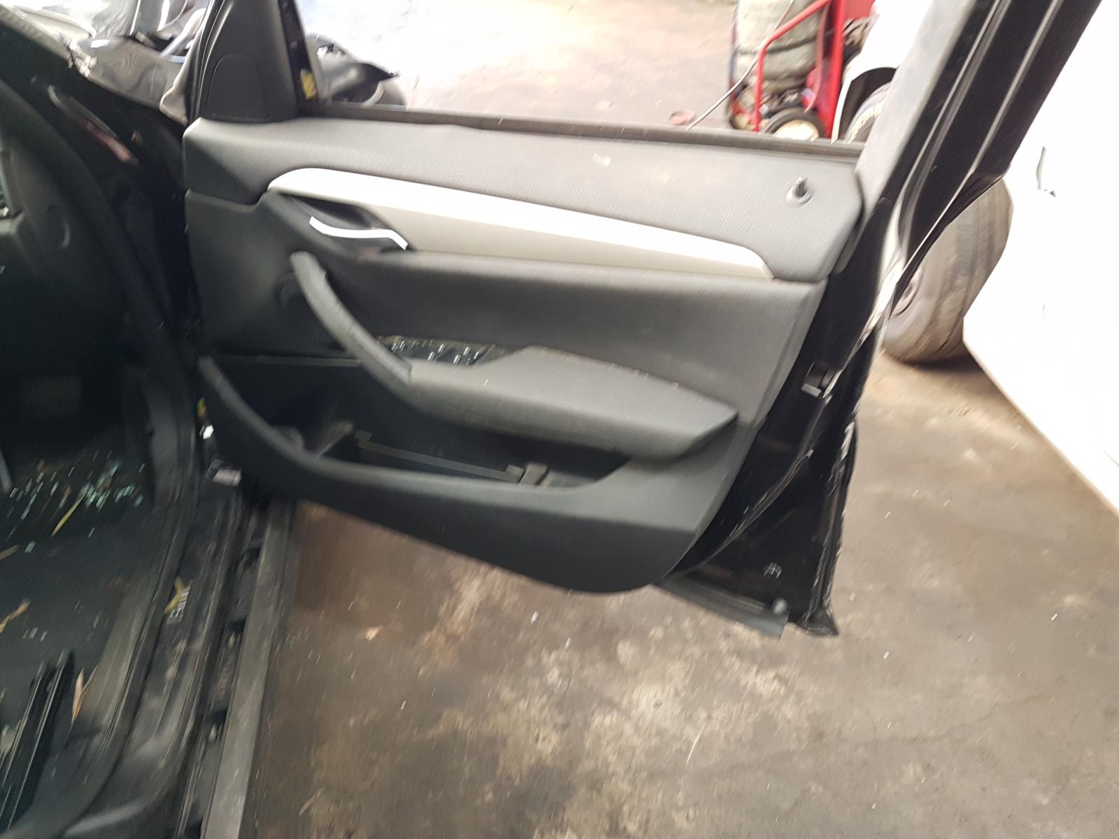 View Auto part Ecu Bmw X1 2012