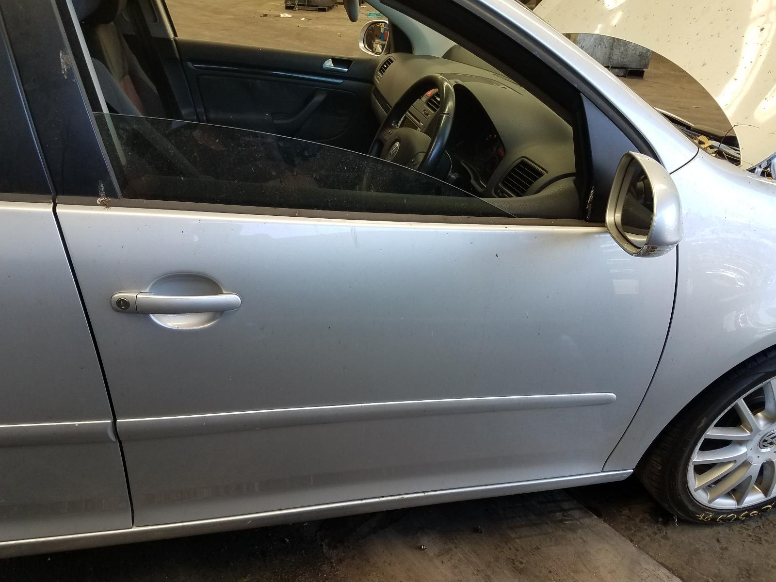 View Auto part Trans/Gearbox Volkswagen Golf 2007