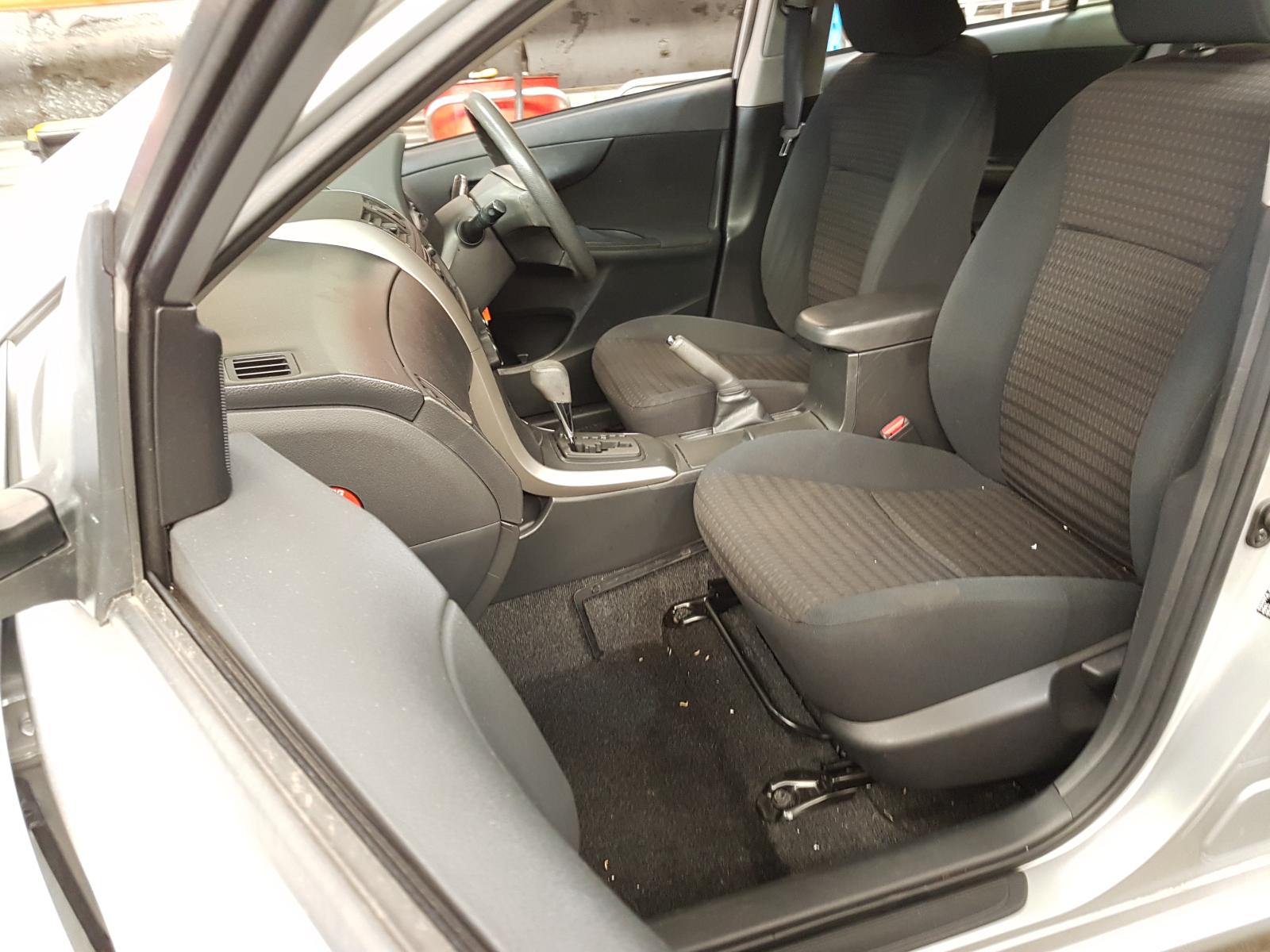 View Auto part Seatbelt/Stalk Toyota Corolla 2009