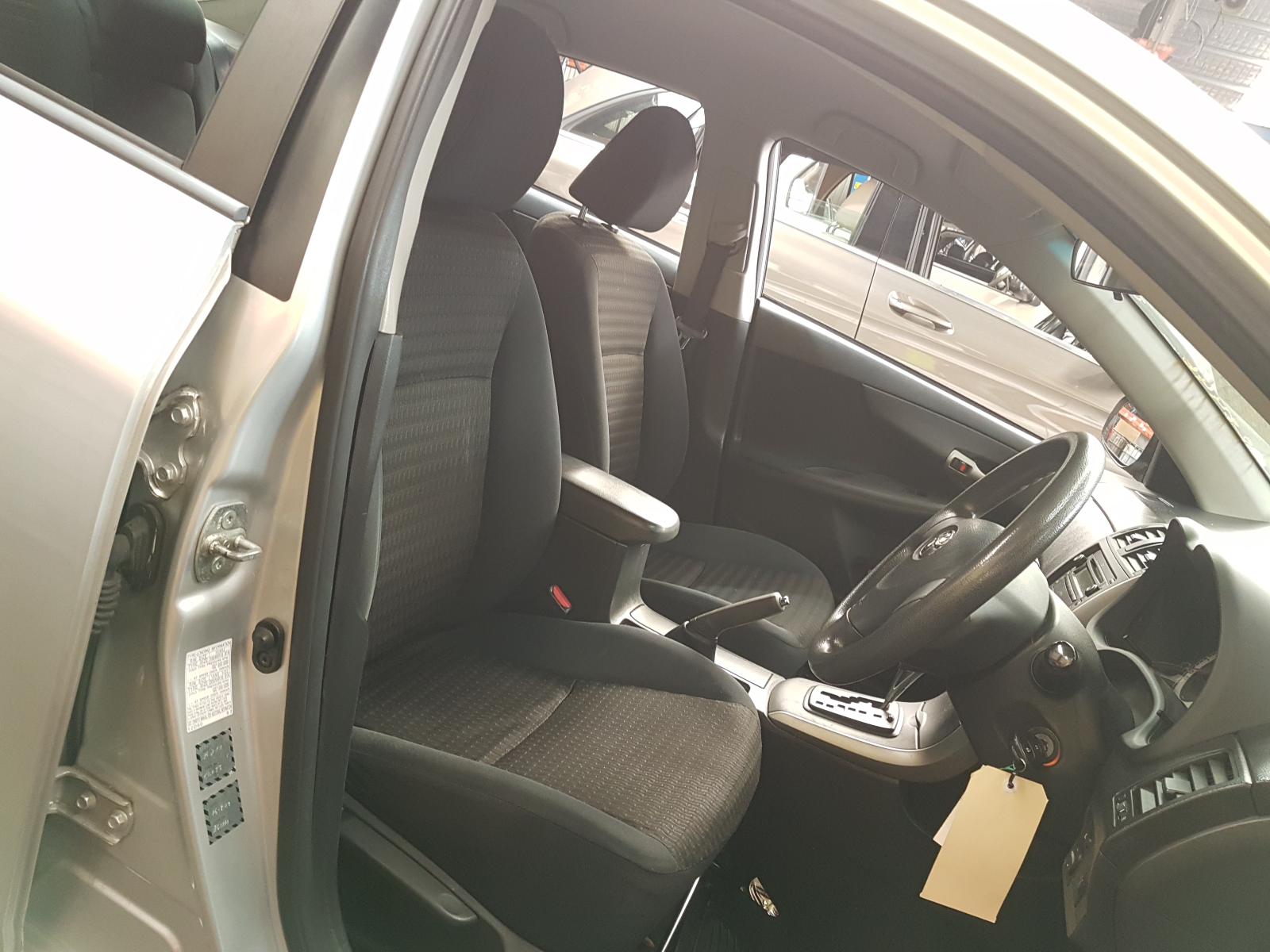 View Auto part Seatbelt/Stalk Toyota Corolla 2009
