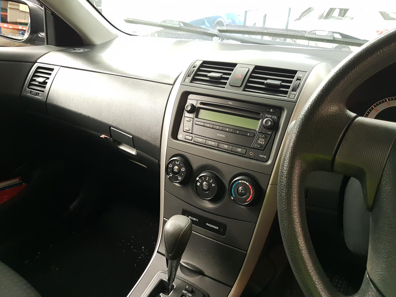 View Auto part Seatbelt/Stalk Toyota Corolla 2009