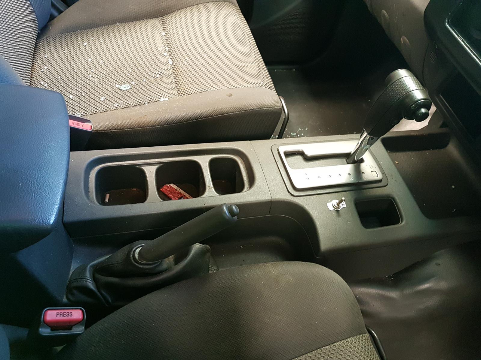 2013 Nissan Navara Trans/Gearbox View Auto part Trans/Gearbox Nissan Navara 2013