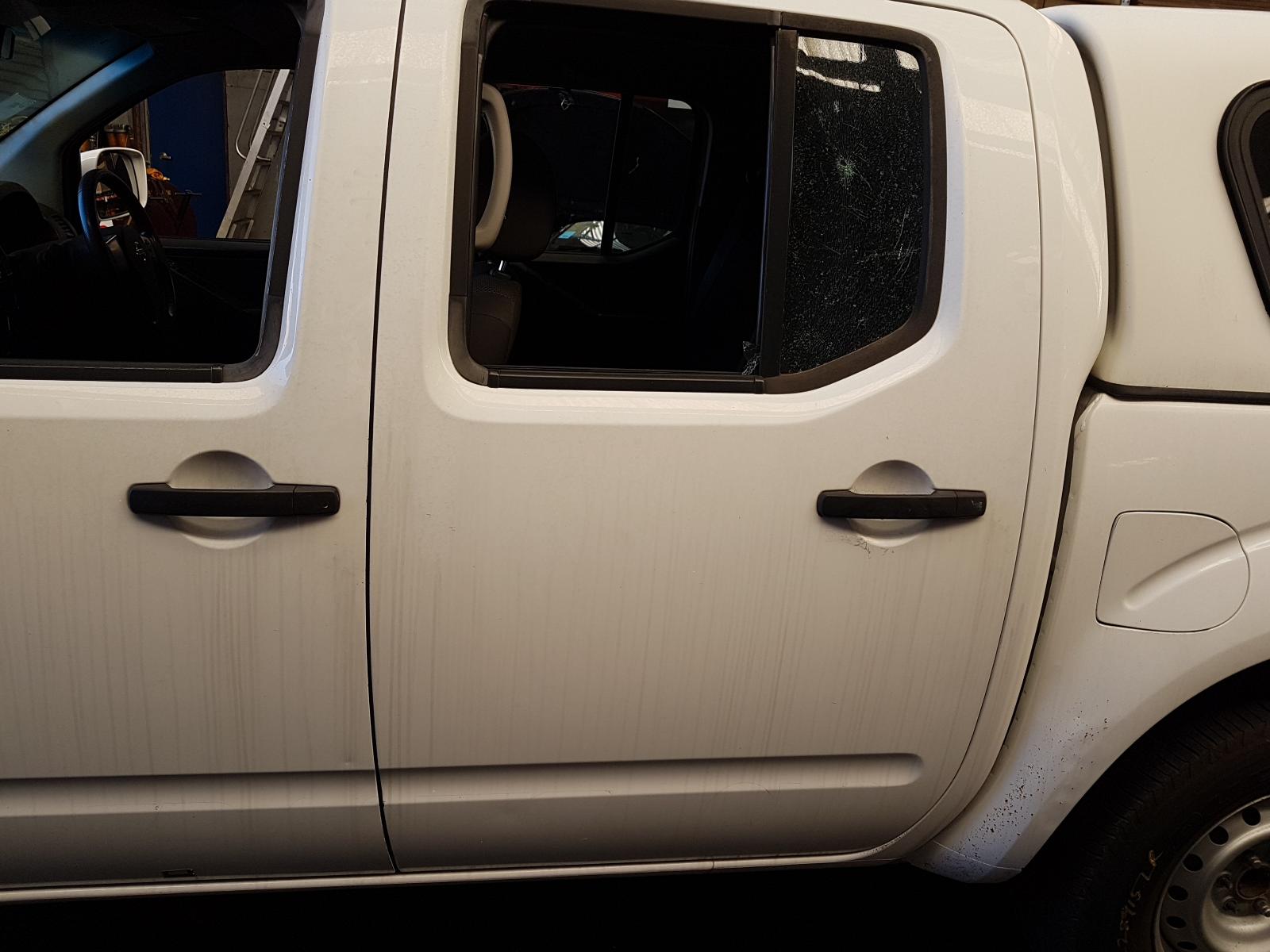 2013 Nissan Navara Trans/Gearbox View Auto part Trans/Gearbox Nissan Navara 2013