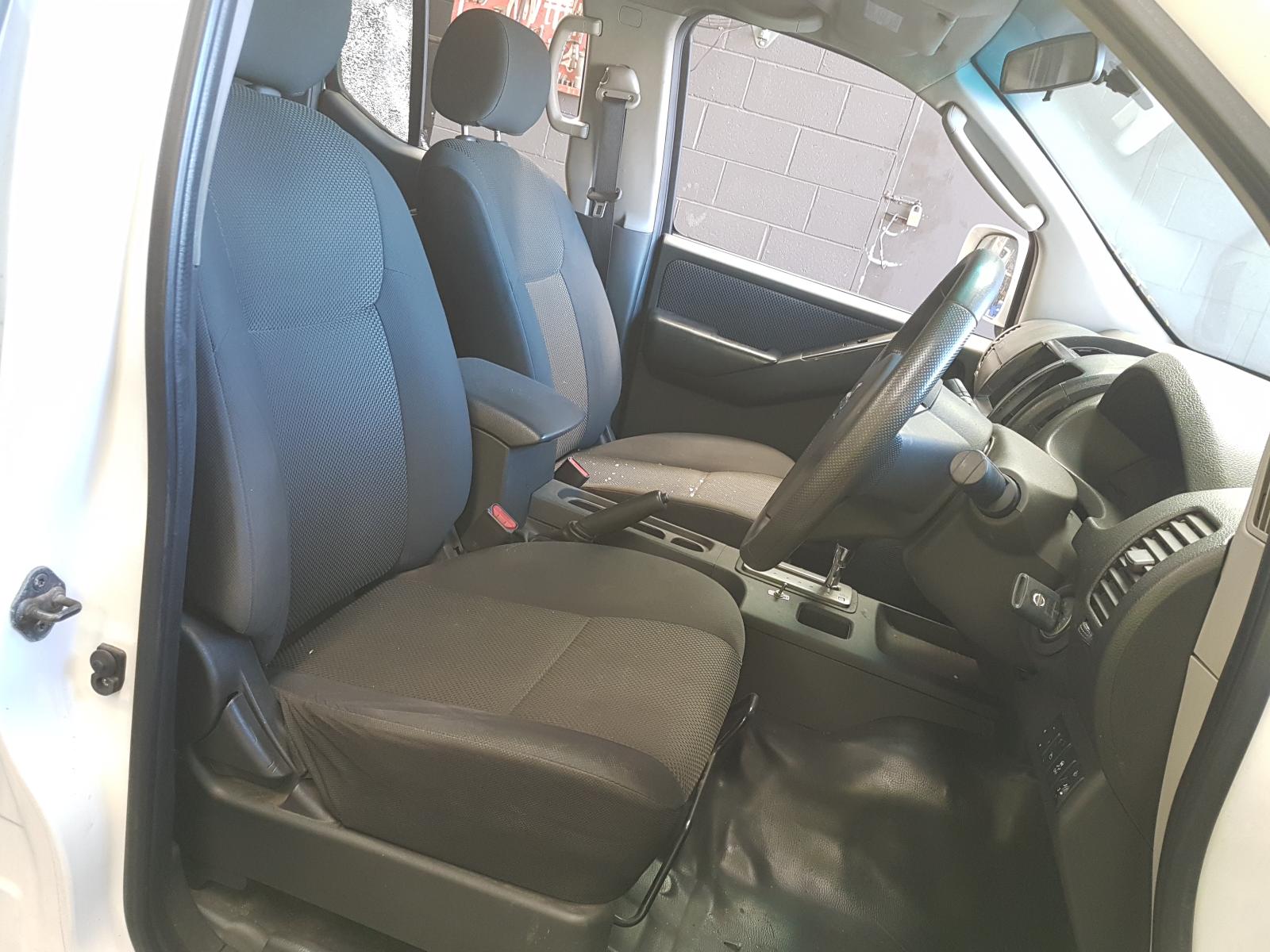 2013 Nissan Navara Trans/Gearbox View Auto part Trans/Gearbox Nissan Navara 2013