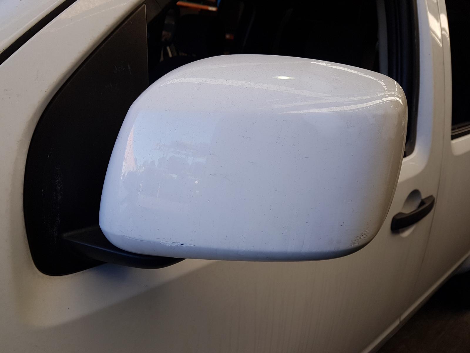 2013 Nissan Navara Trans/Gearbox View Auto part Trans/Gearbox Nissan Navara 2013