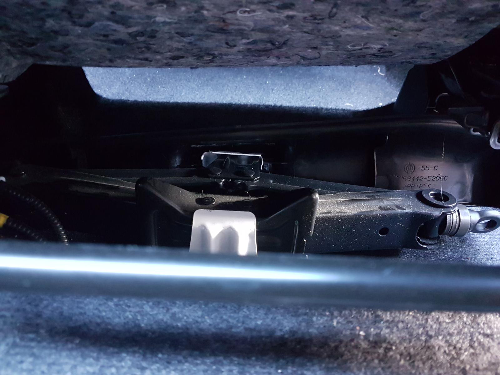 View Auto part Brake Booster Toyota Yaris 2018