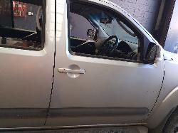 View Auto part Fuse Box Nissan Pathfinder 2008