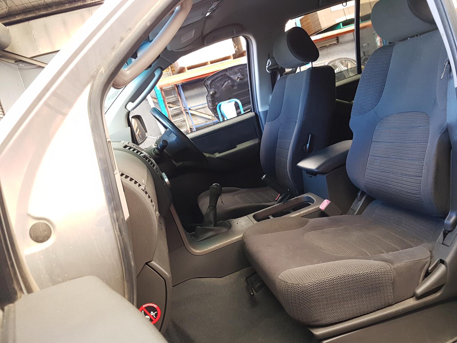 View Auto part Fuse Box Nissan Pathfinder 2008